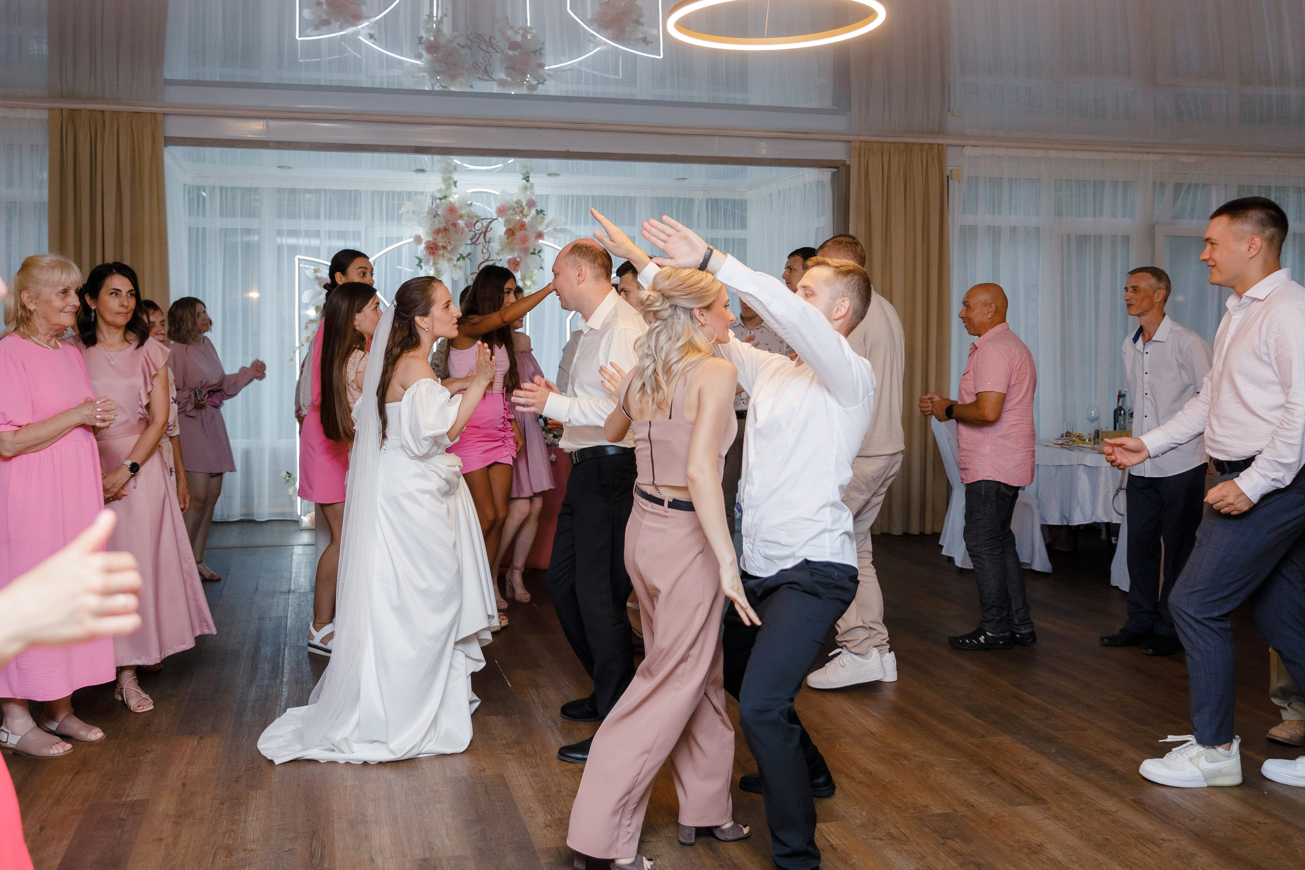 Александра и Артём. Главная