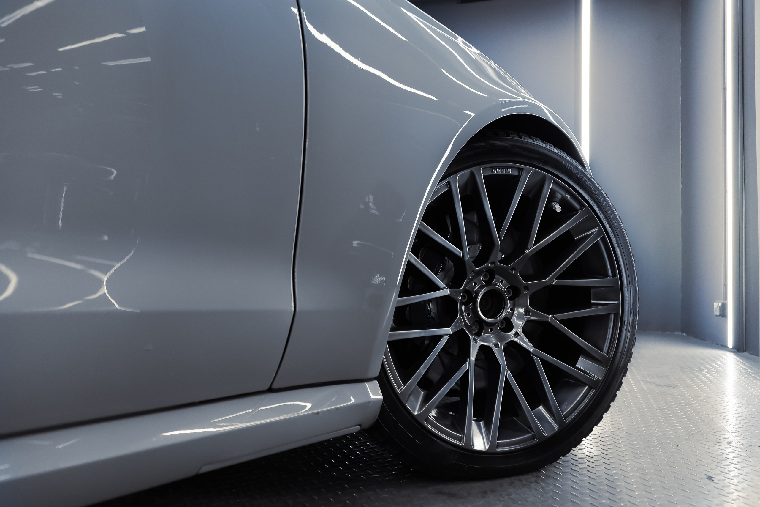 2017 AUDI RS6. Mixturecaptures