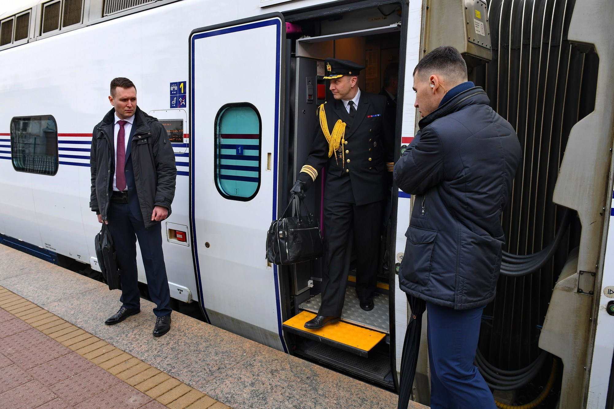 Между охраной и протоколом: как сделать кадр, когда снимаешь глав государств. Документальный фотограф Сергей Вдовин