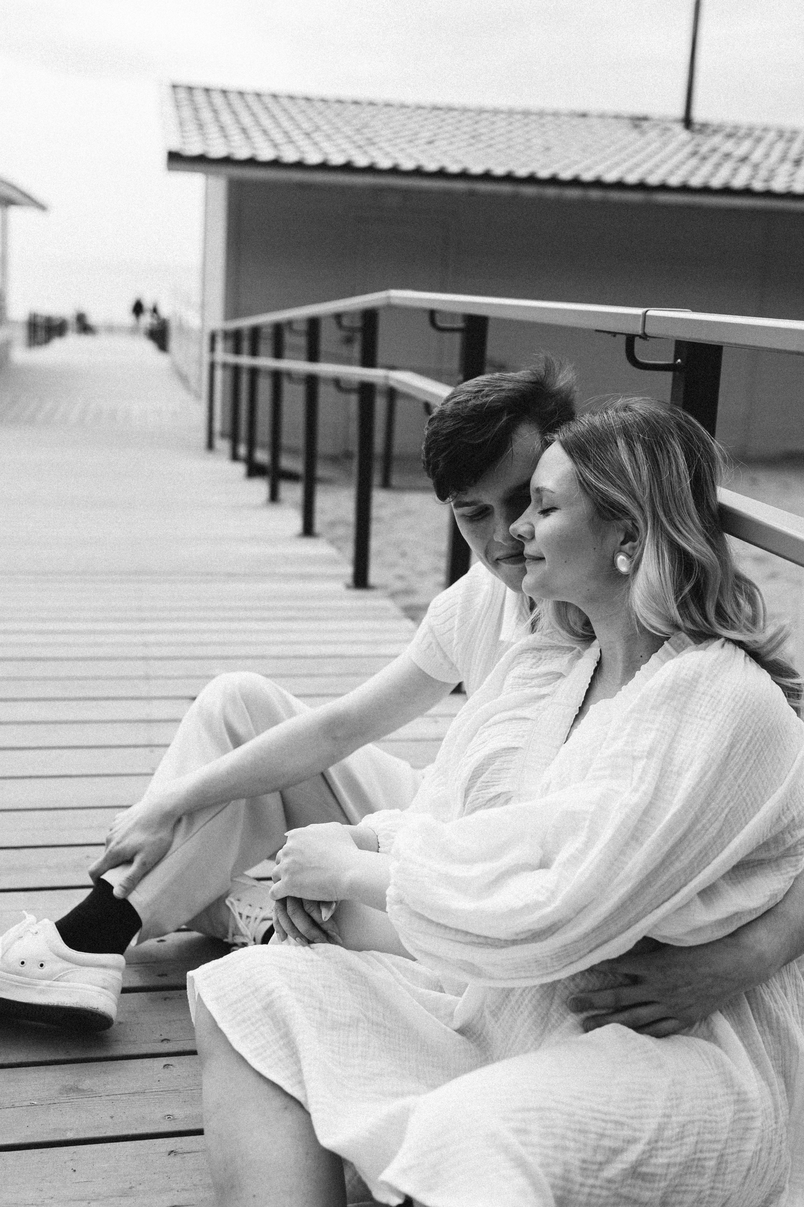 Беременная фотосессия на заливе. Фотограф Артем Бросов в Санкт-Петербурге и Дубае