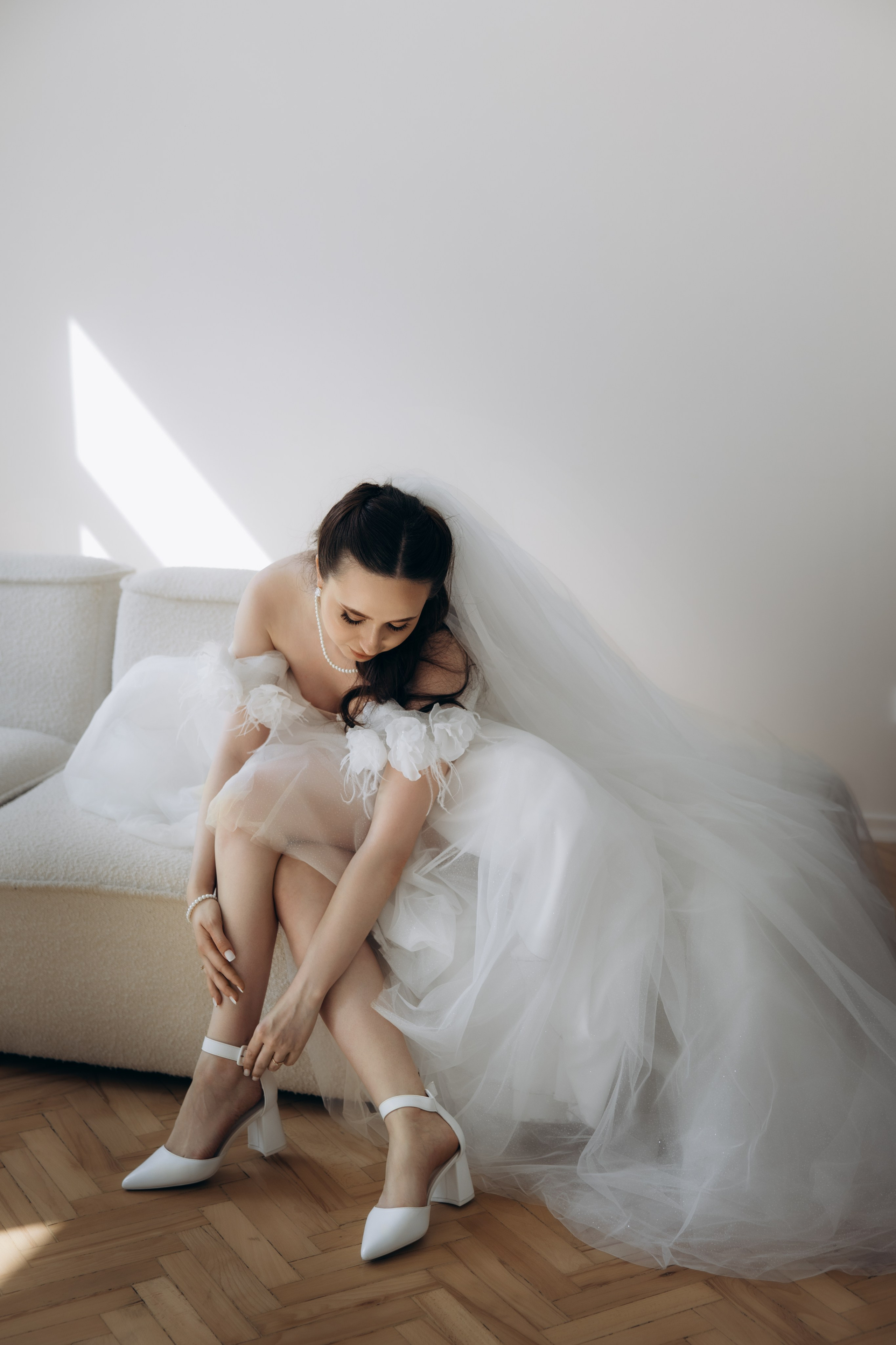 Свадебная фотосъемка в Пензе: Ольга и Владислав в отеле и студии «Перспектива»