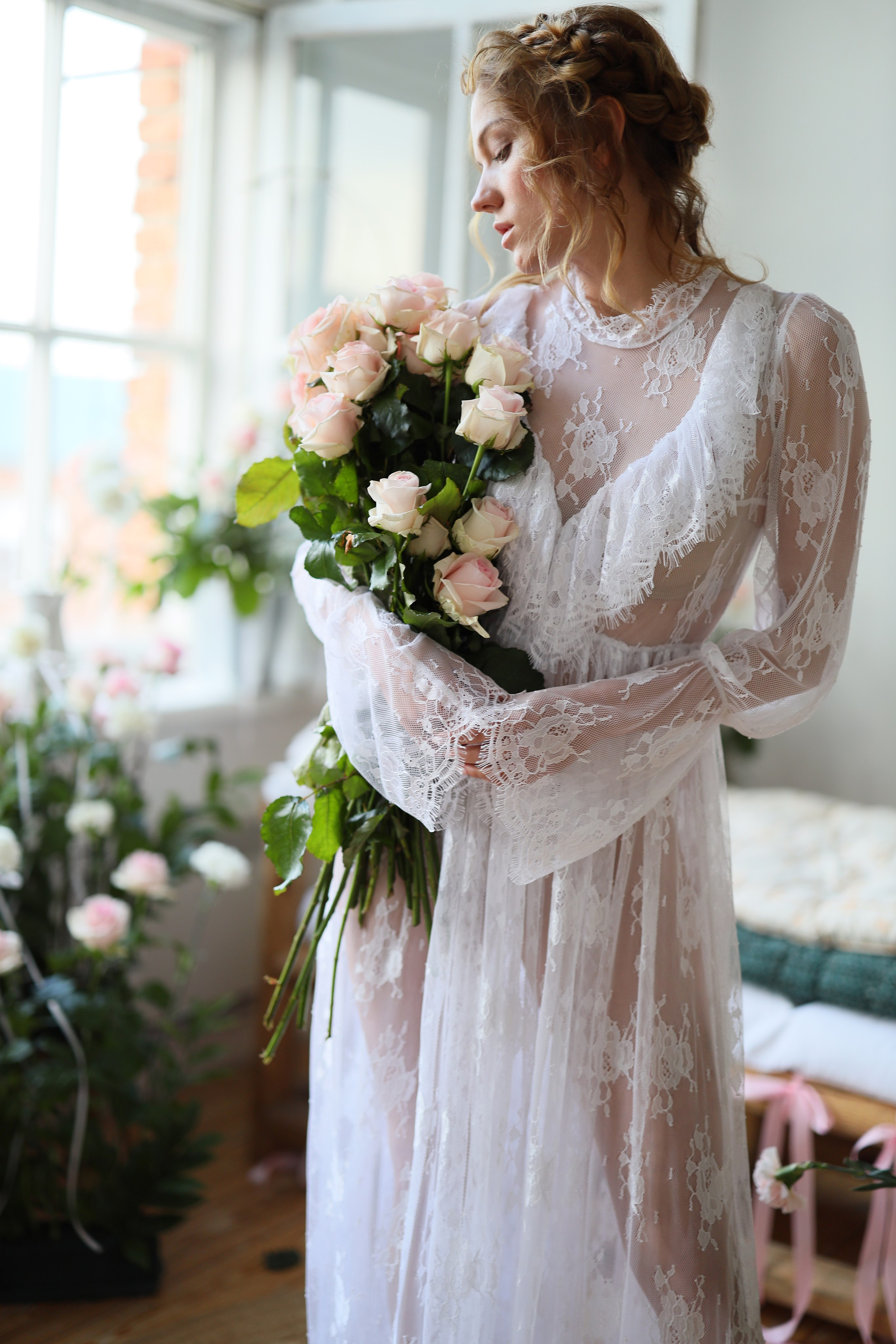 Фотосессия с живыми цветами для Дарьи. Свадебный и семейный фотограф в Абхазии Жанна Соснина