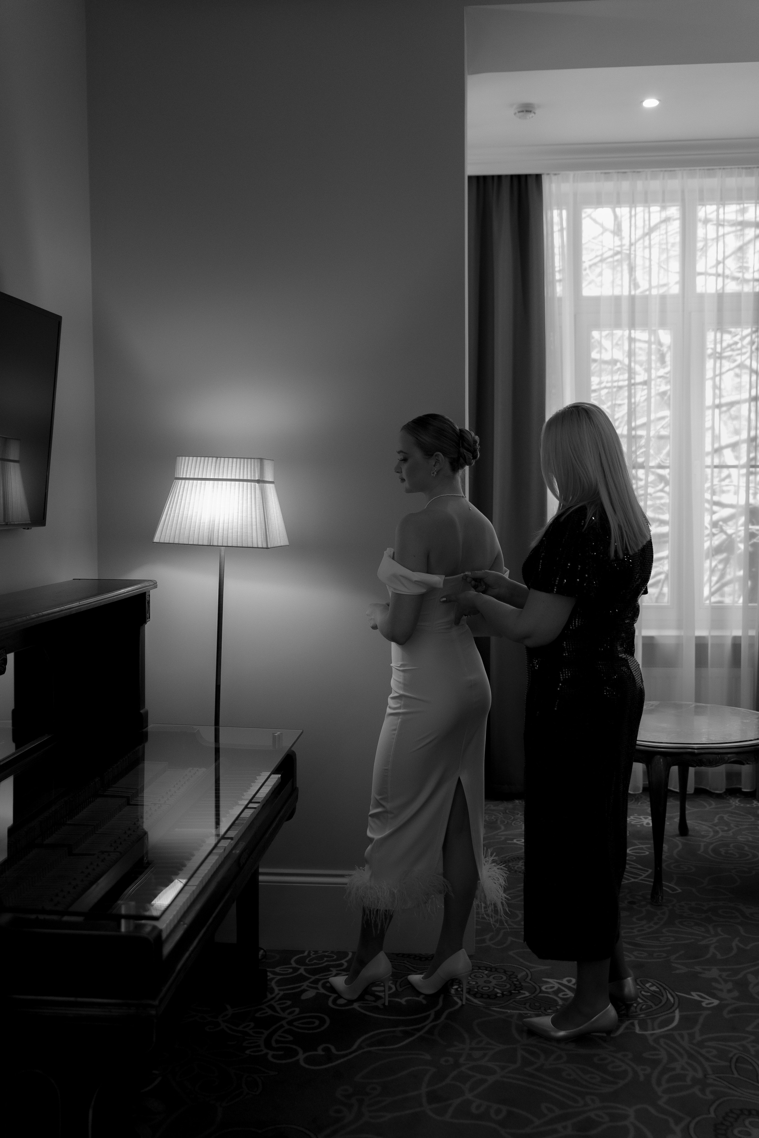 Свадебная фотосессия в отеле Чайковский г. Калининград. Свадебный фотограф Калининград