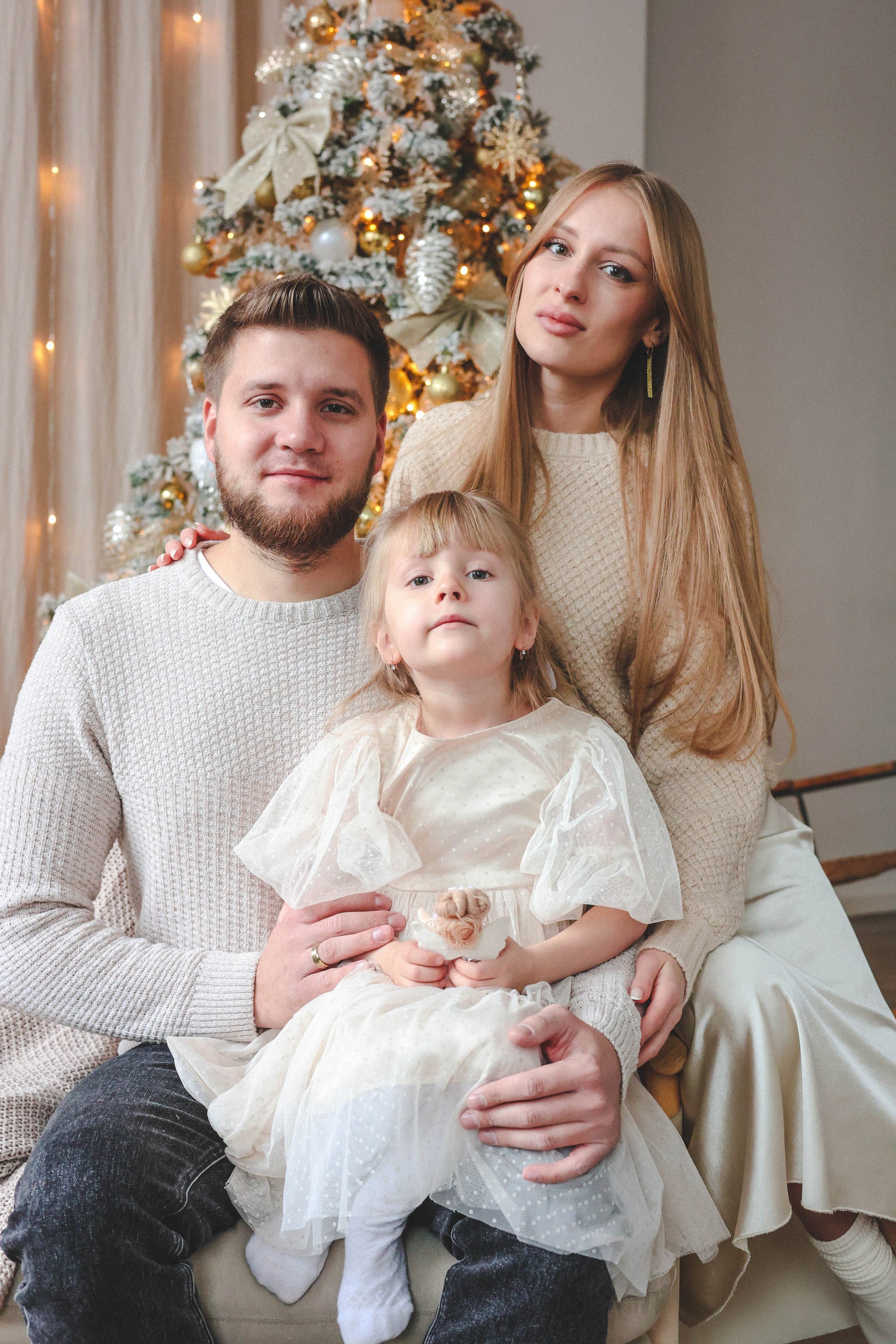 Новогодняя история «Кира и ее семья». Фотограф в Москве Анастасия Калинина