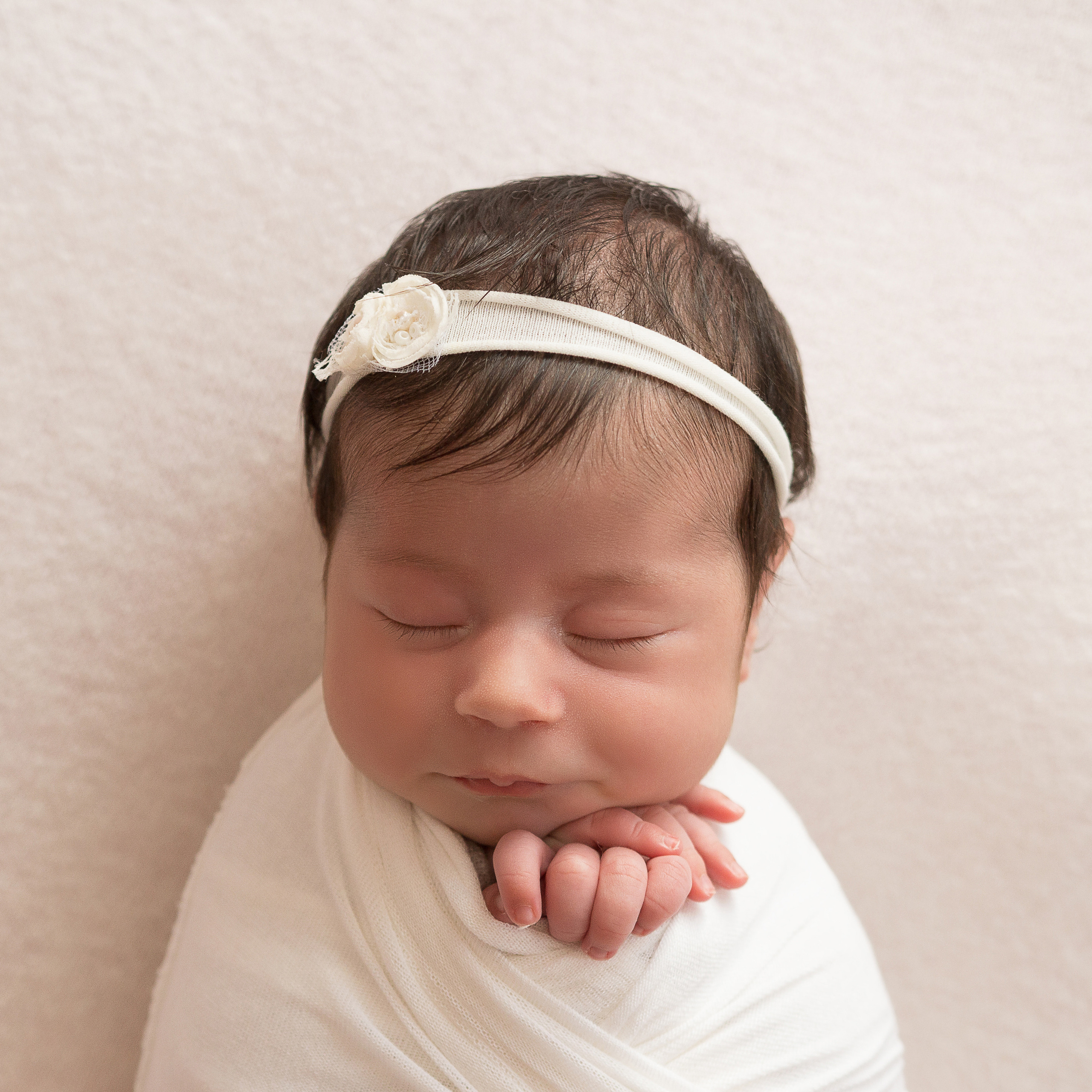 Нелли, 17 дней. Фотограф беременности и ньюборн в Ростове-на-Дону