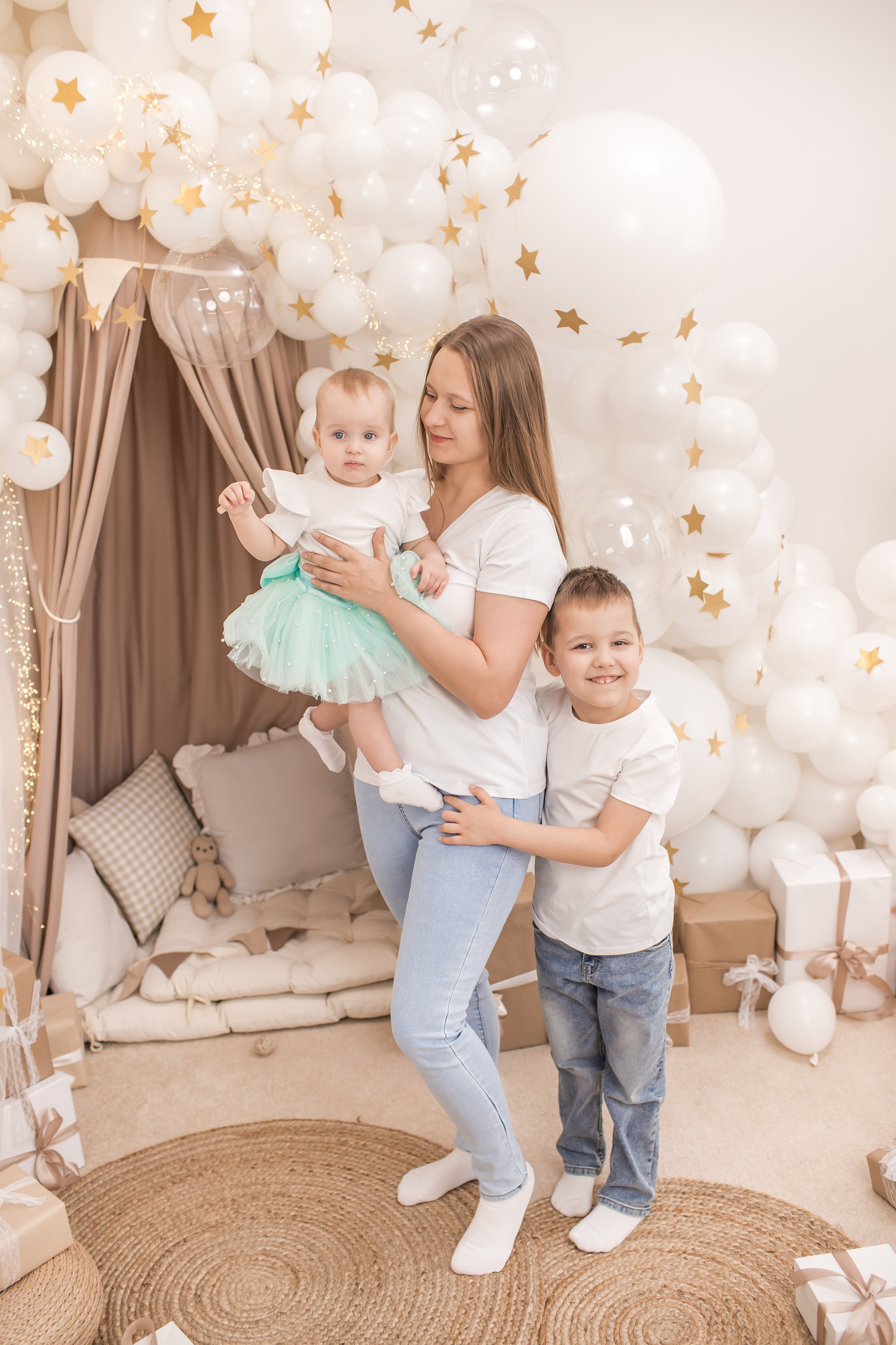 СЕМЕЙНЫЕ кадры. Детский семейный фотограф на первый годик город Новосибирск Дымова Светлана пакеты всё включено 1-3 года