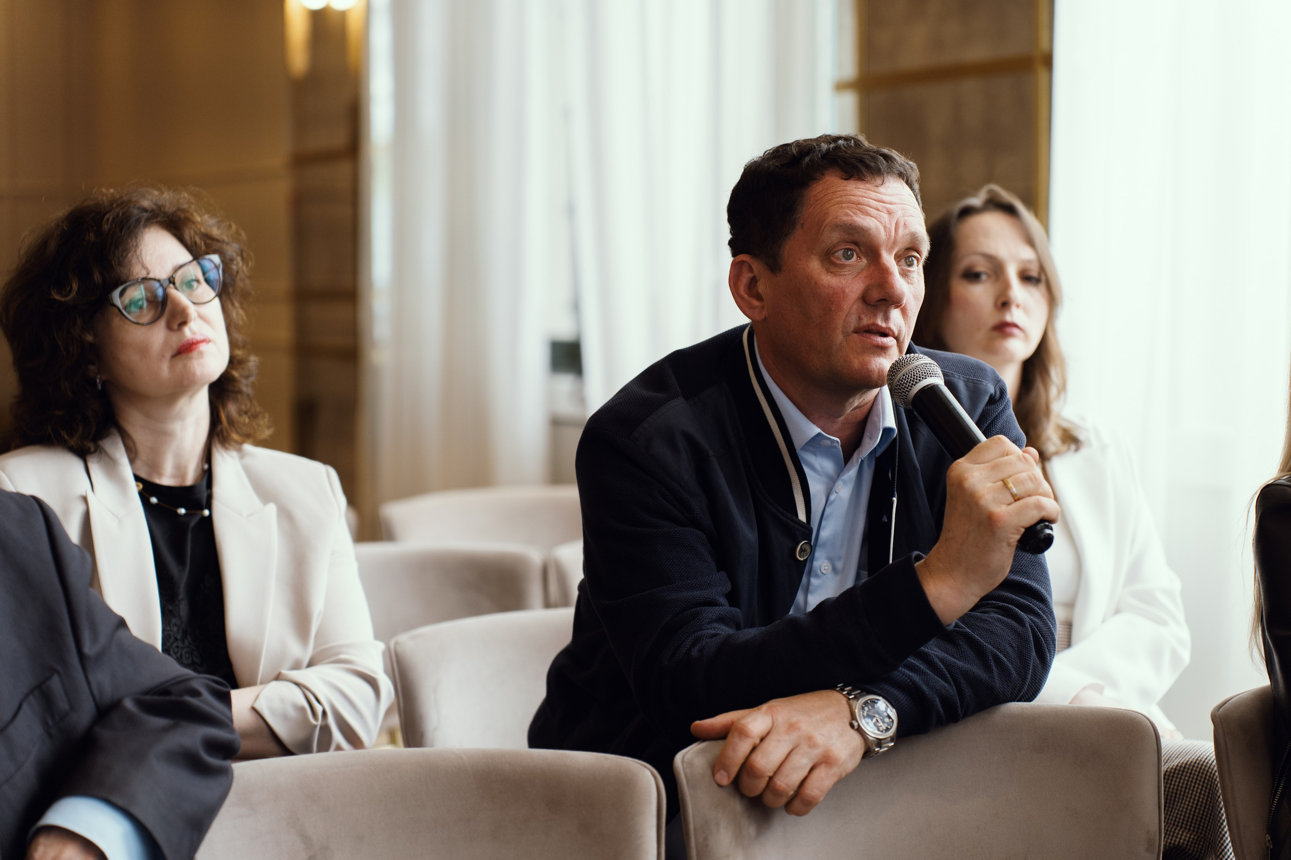 Бизнес-завтрак. ФОТОГРАФ ИВАН СЕЛИВАНОВ