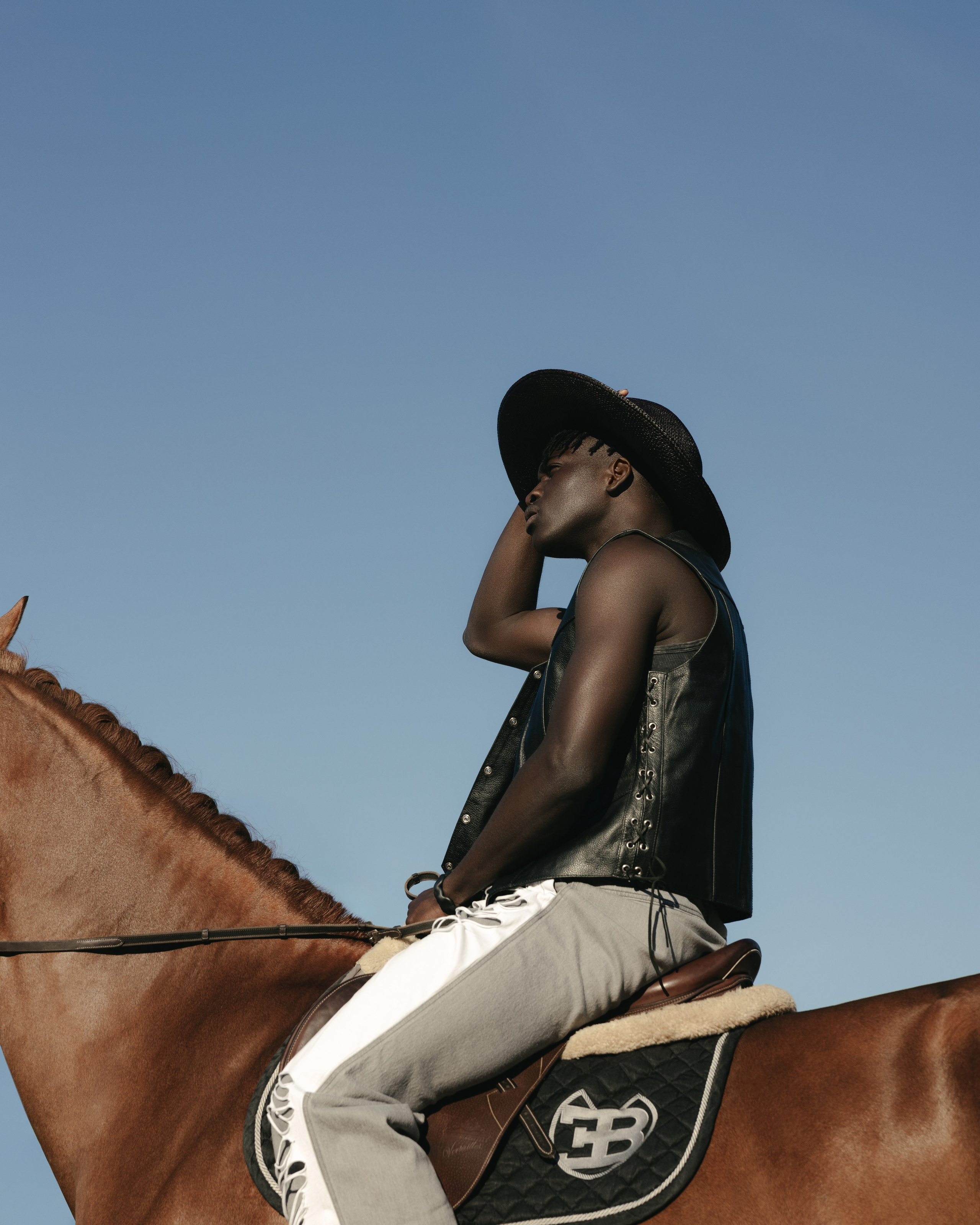 Western. Photographer. Producer. Retoucher