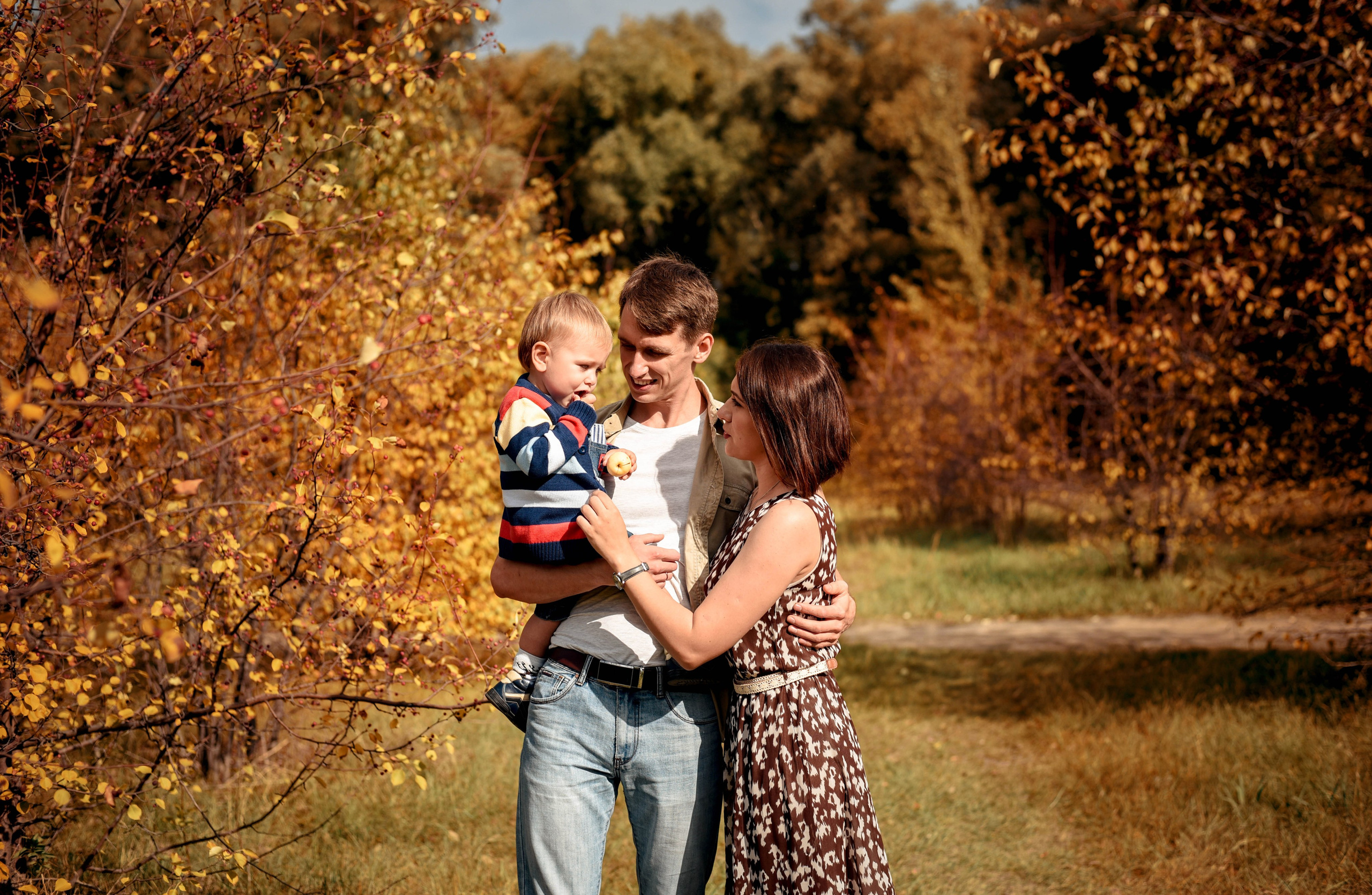Семейная уличная 2. Свадебный, семейный, детский, контент фотограф в Омске Максим Ильин