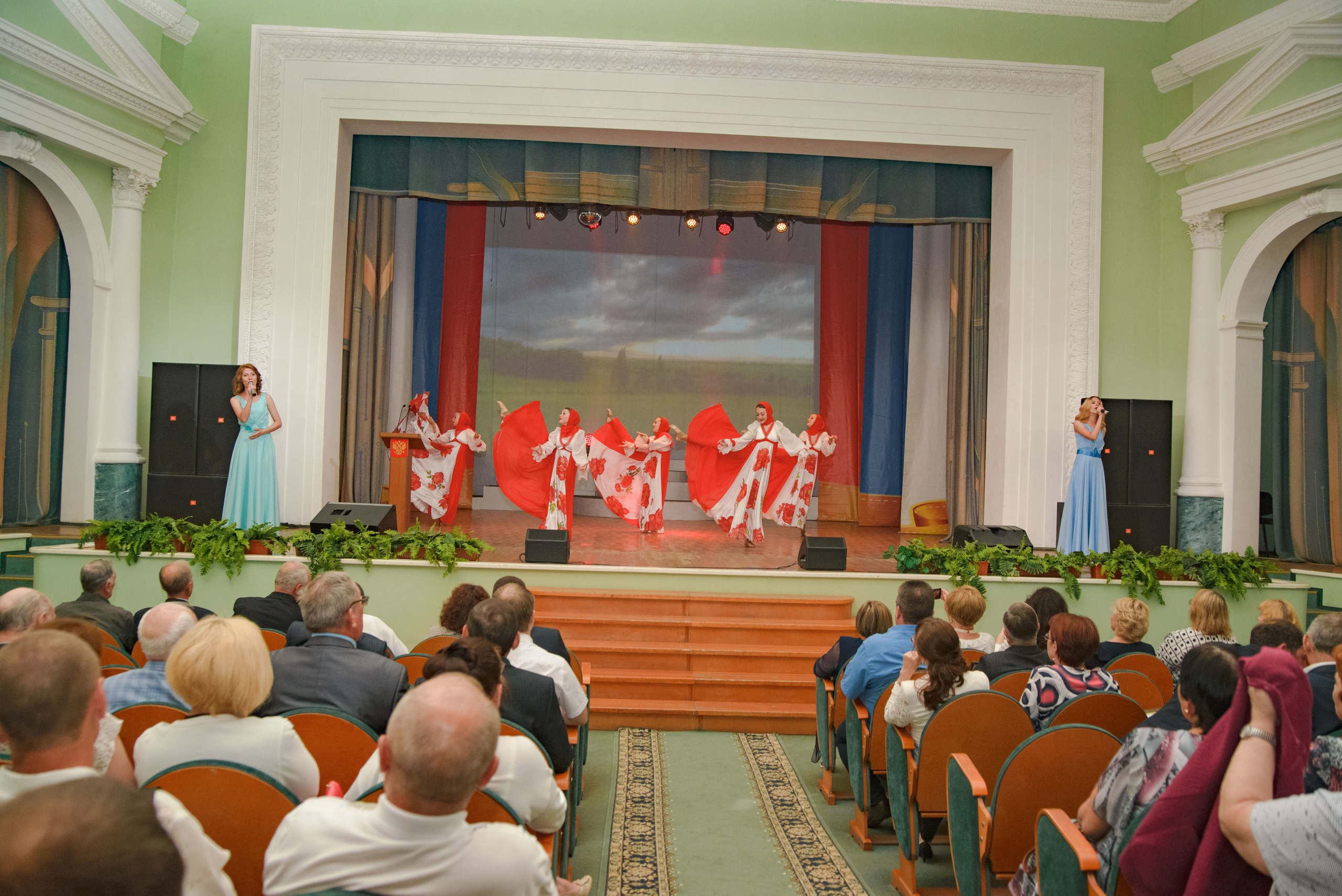 Репортаж к юбилею института