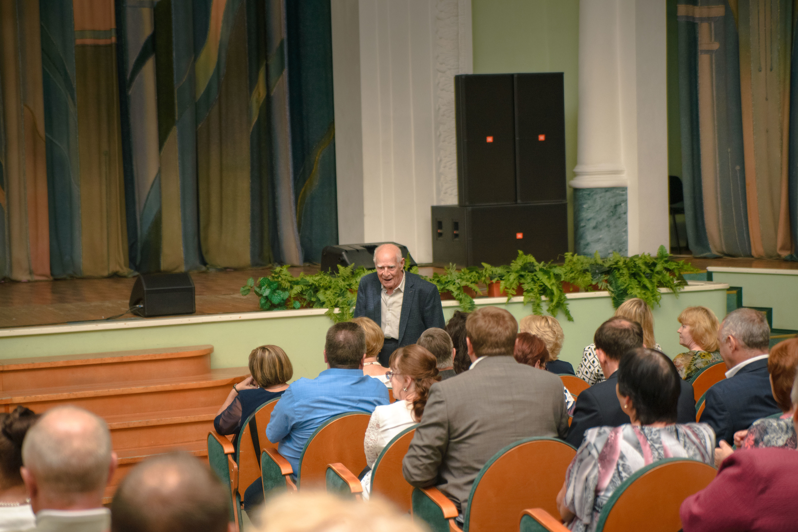 Репортаж к юбилею института