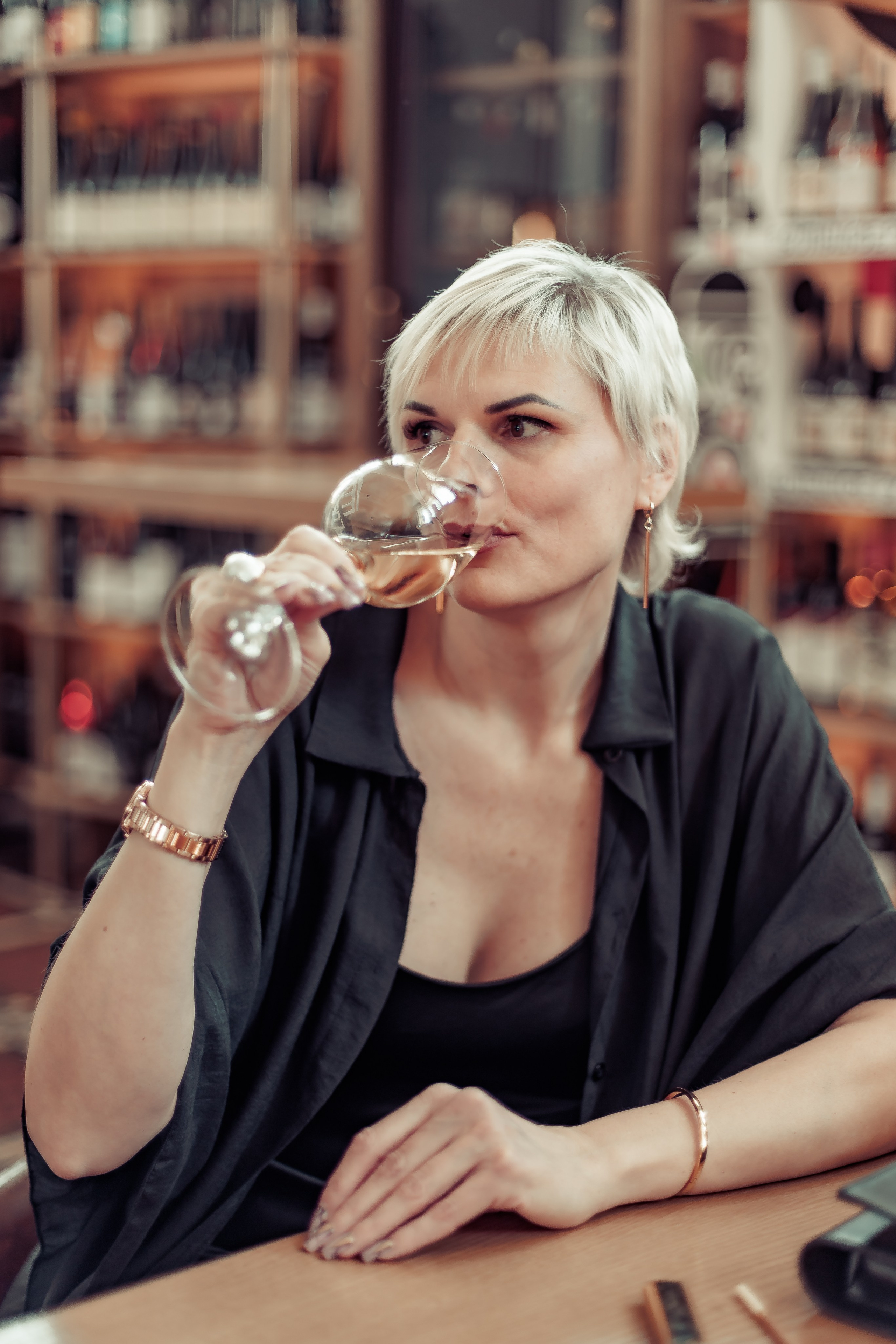 Фотопрогулка по ВДНХ. Свадебный фотограф в Москве