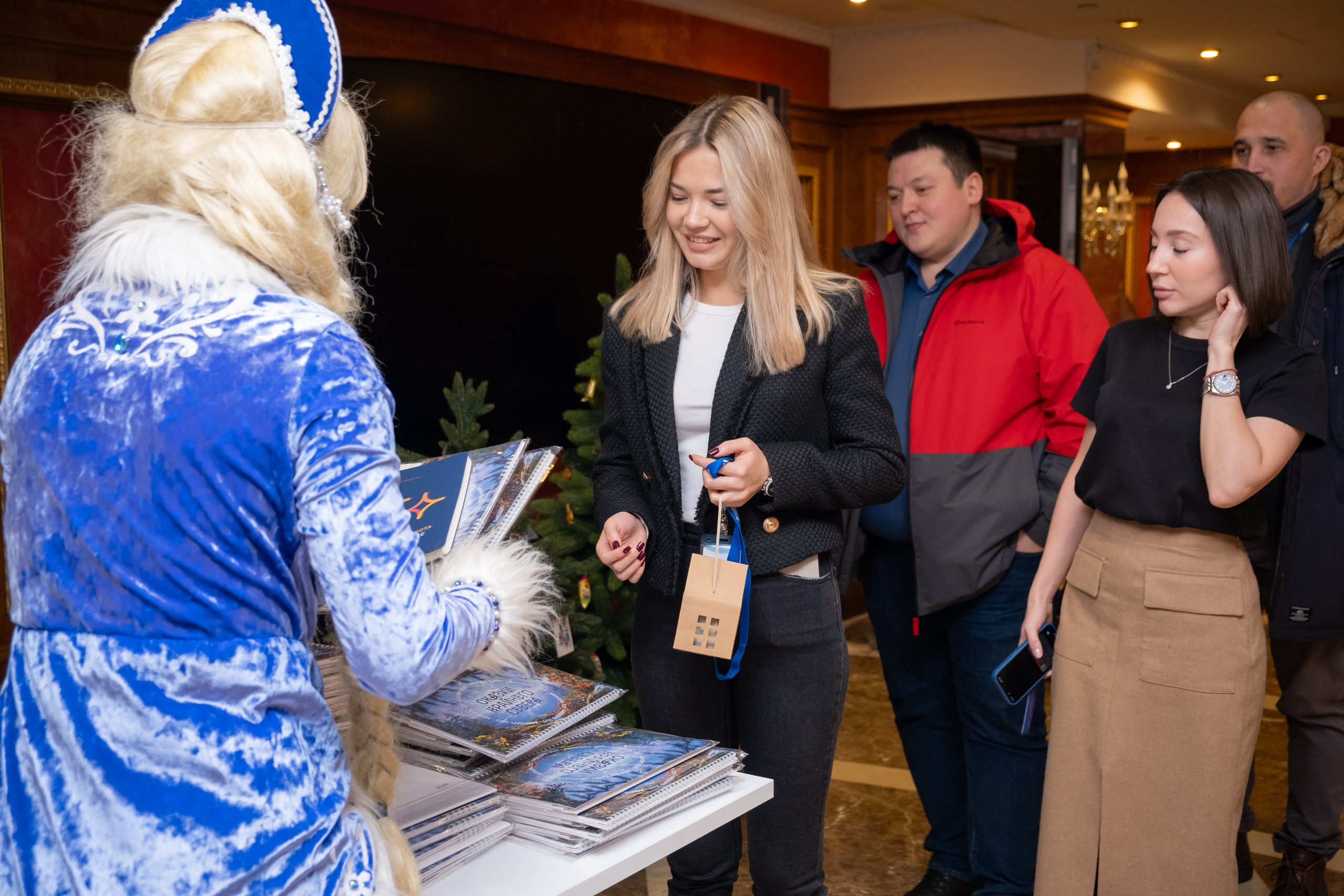 Новогодний корпоратив. Семейный и детский фотограф