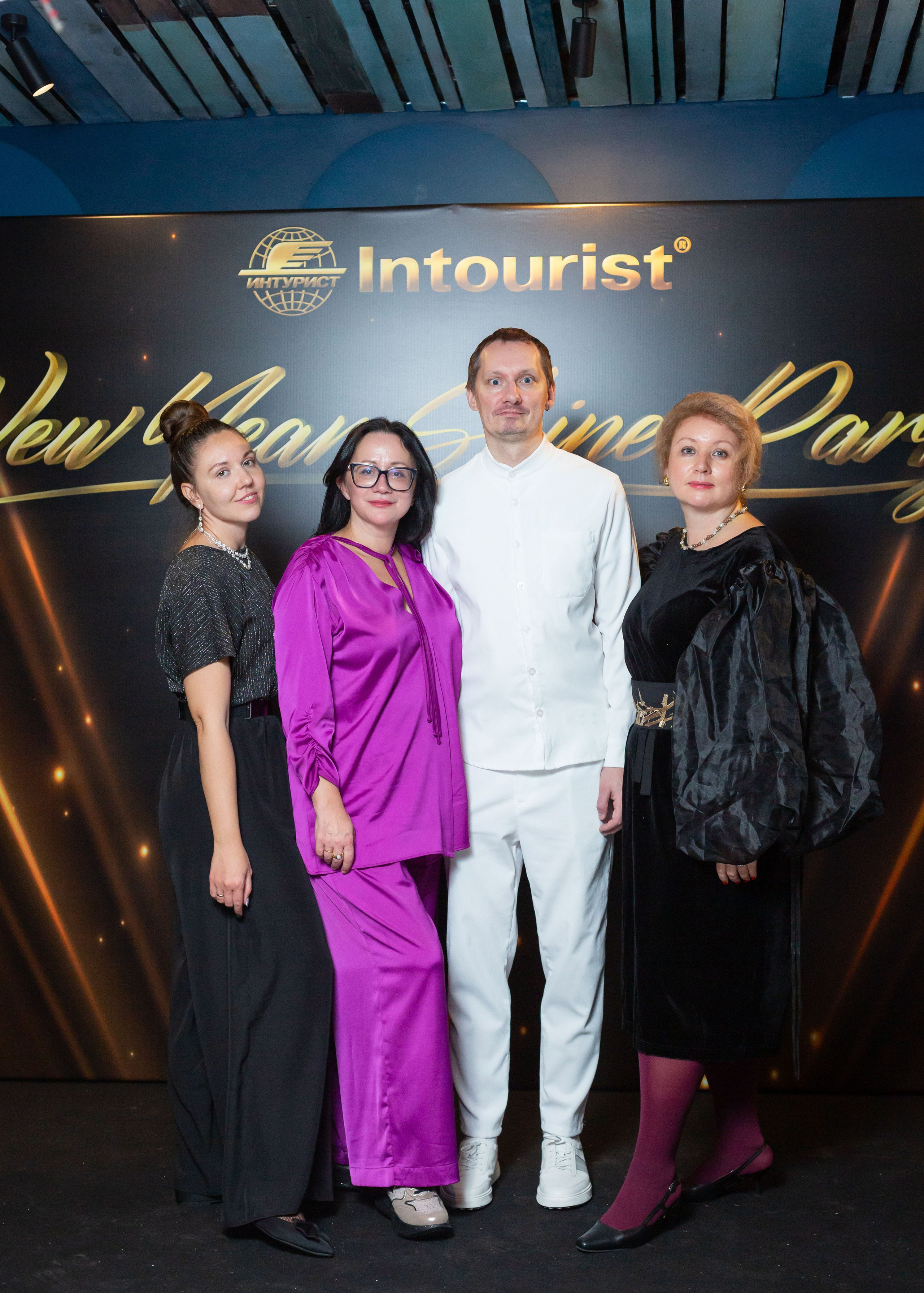 Корпоратив ресторан Времена года Москва. Семейный и детский фотограф Анна Петракова