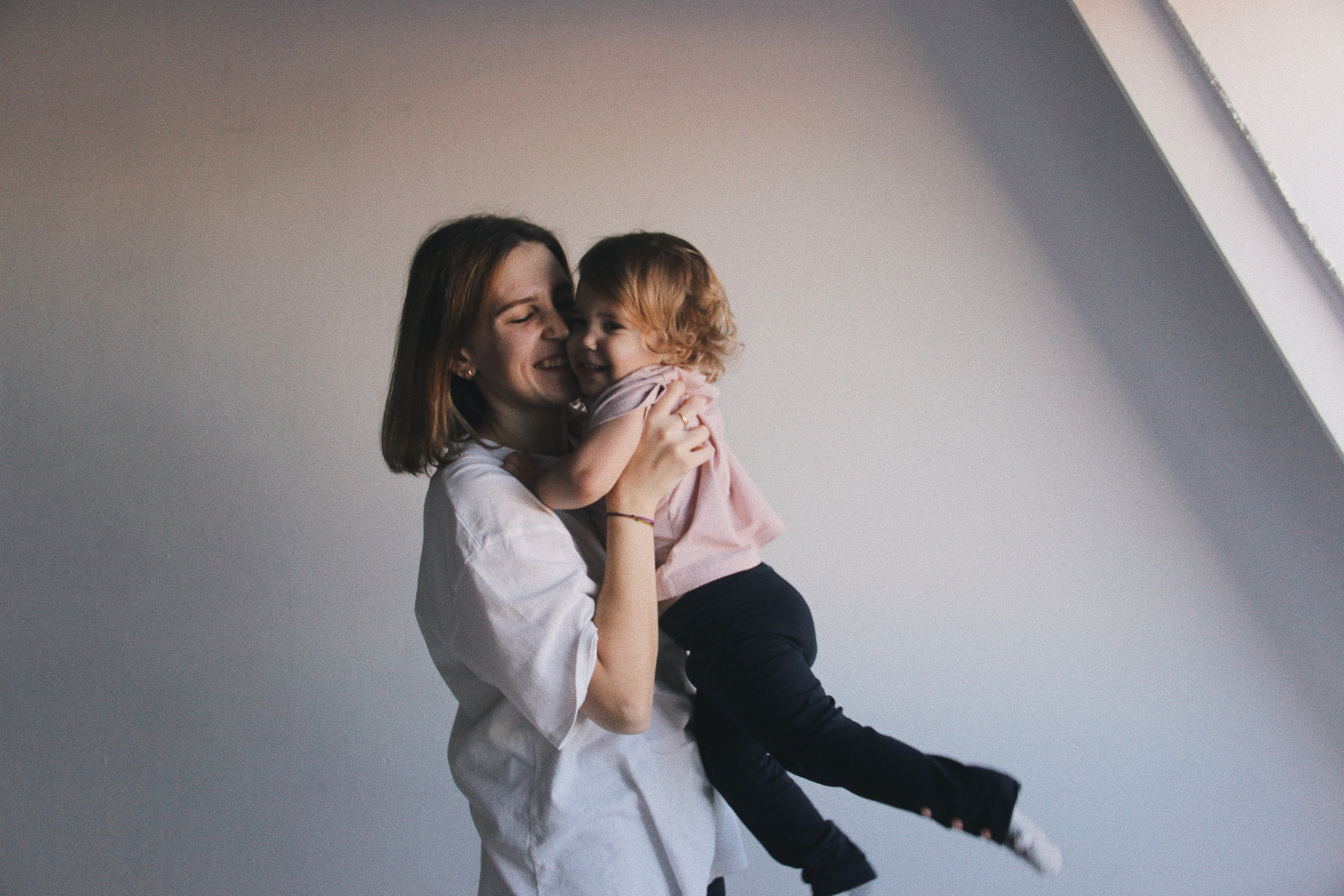 За окном питерское солнышко. Rose Korenevskaya|Ваш нежный фотограф