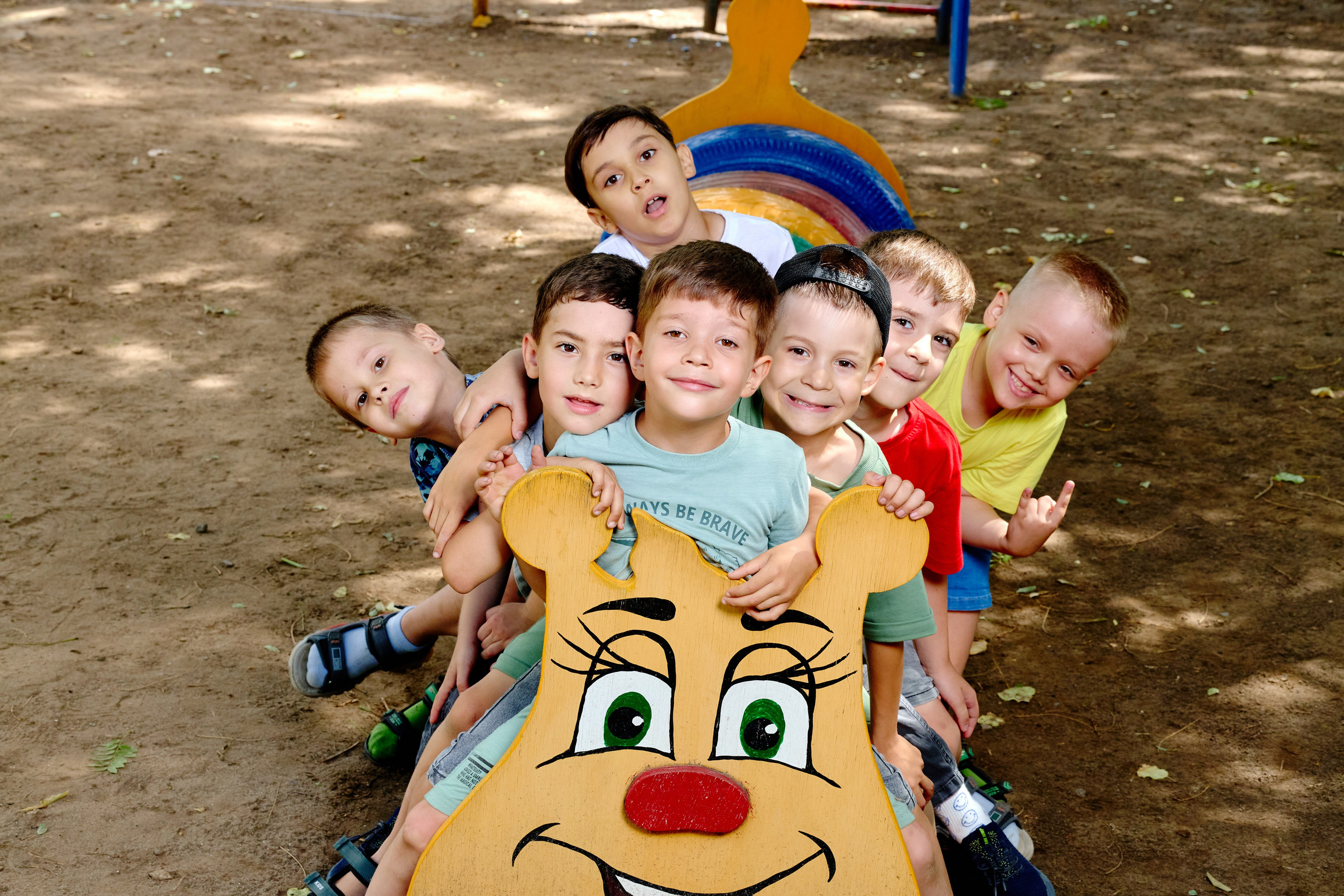 Пример летней съемки в детском саду № 92 Старшая группа Радуга. Фотограф Выпускные альбомы Таганрог Сергей Коробченко