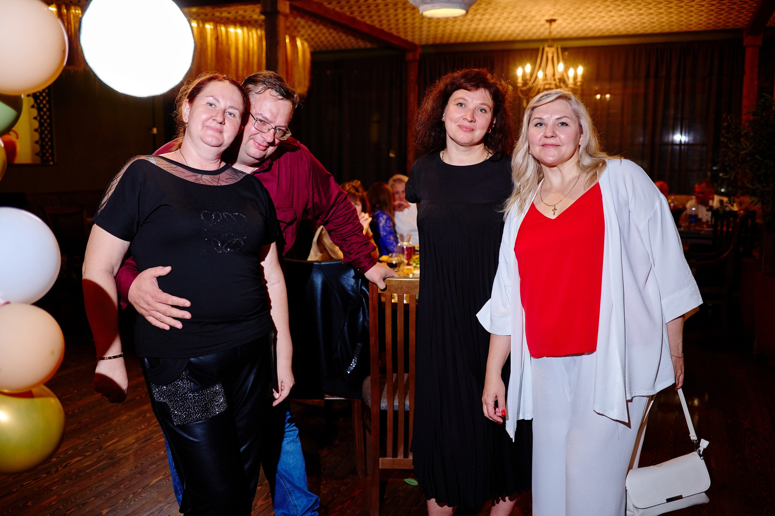 Выпускной 35 Сош. Фотограф Выпускные альбомы Таганрог Сергей Коробченко