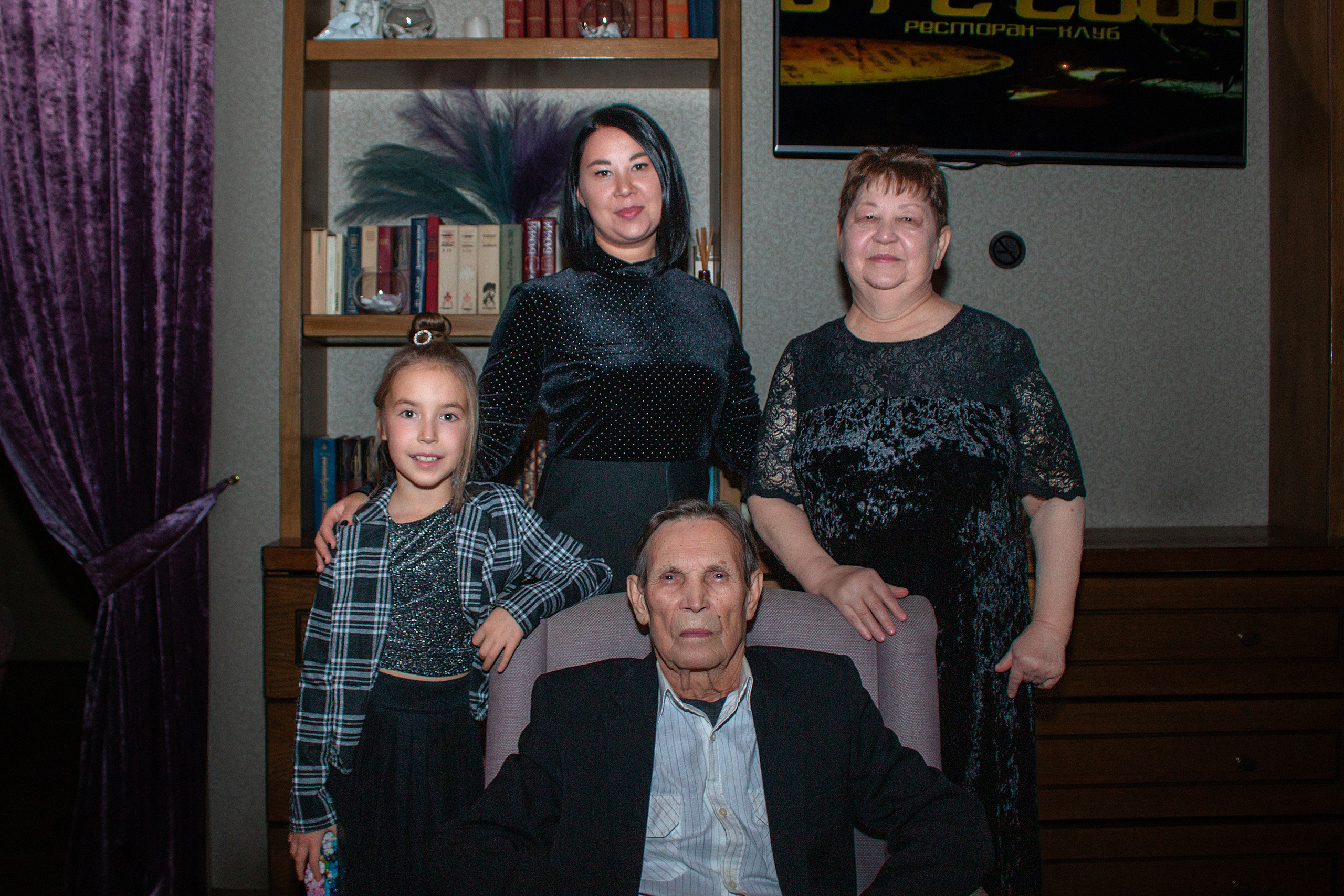 Юбилей. Фотограф Анастасия, СПб: живые семейные и женские фотосессии без позирования, наполненные эмоциями