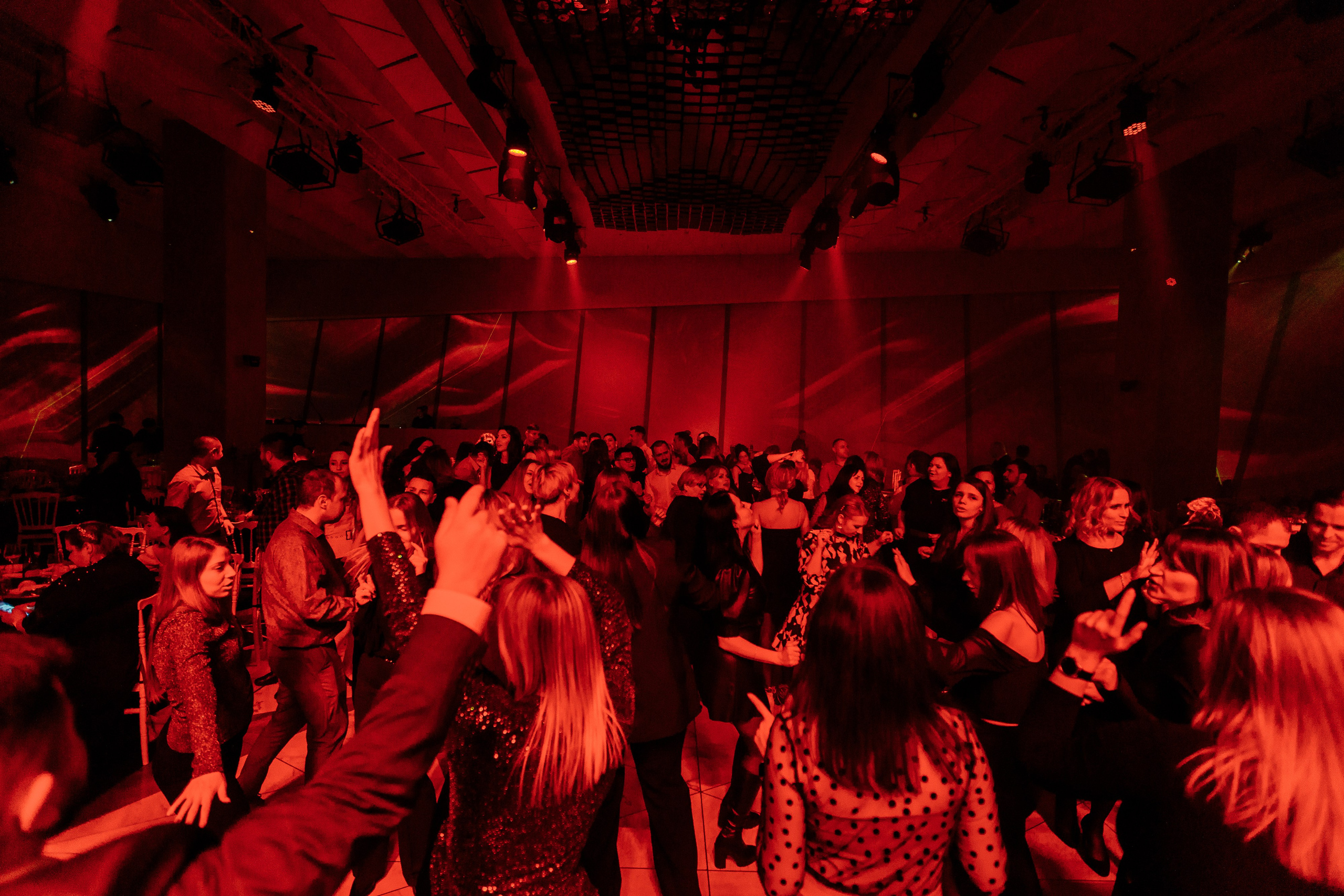 Корпоратив ПолСтраны. Свадебный и портретный фотограф в Королёве Сергей Чихарев