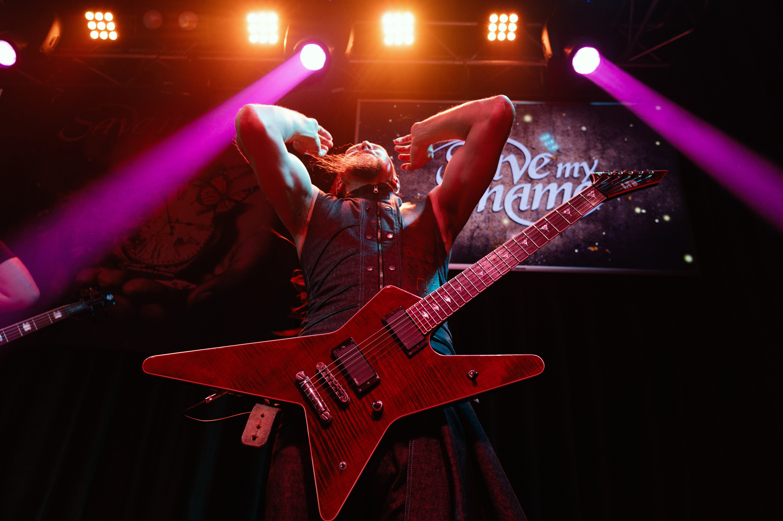 Save my name. Малый Рок бар. Профессиональная фотосессия в Краснодаре | Фотограф Денис Труфанов