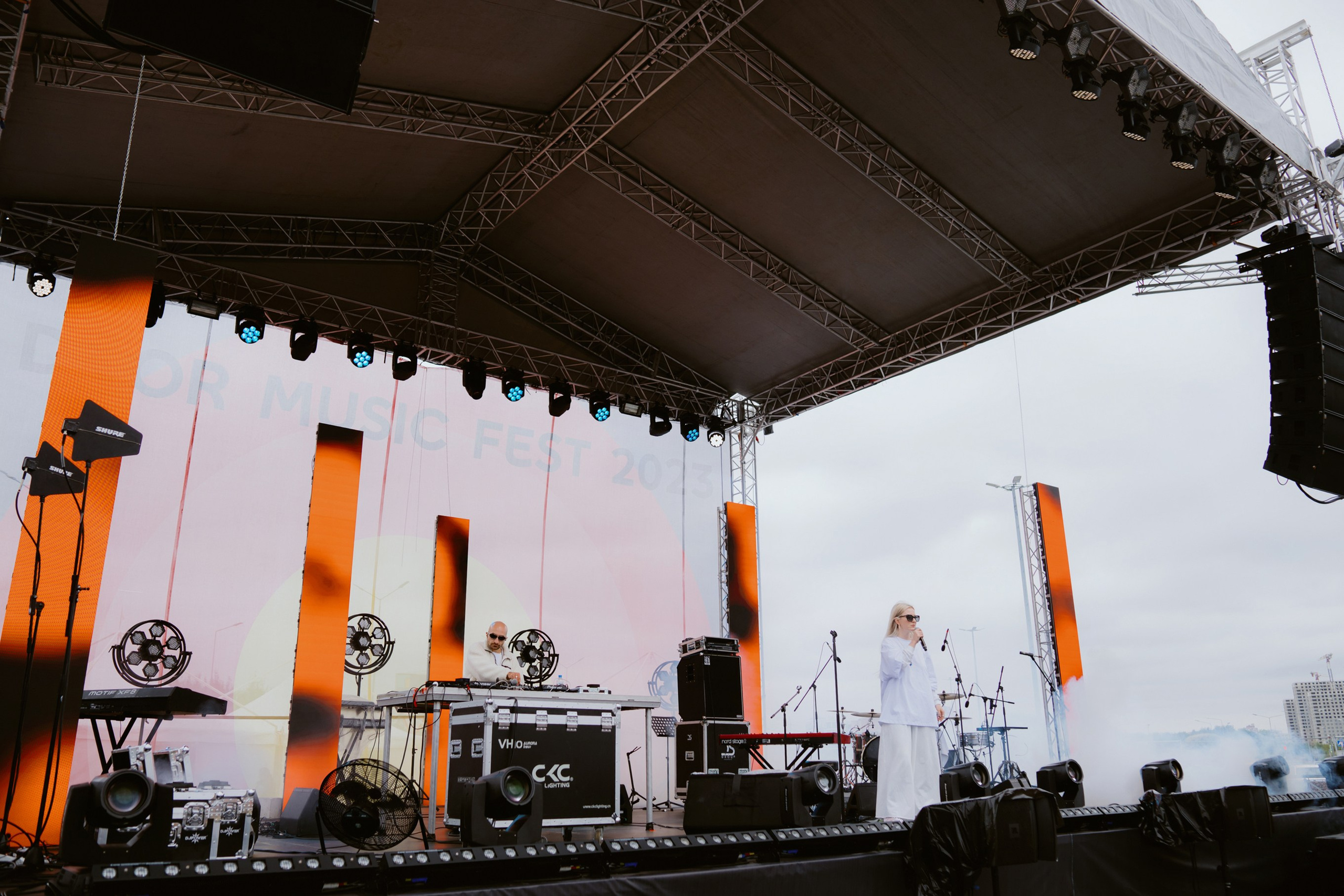 Dvor mega music festival. Photographer — ERASTOV