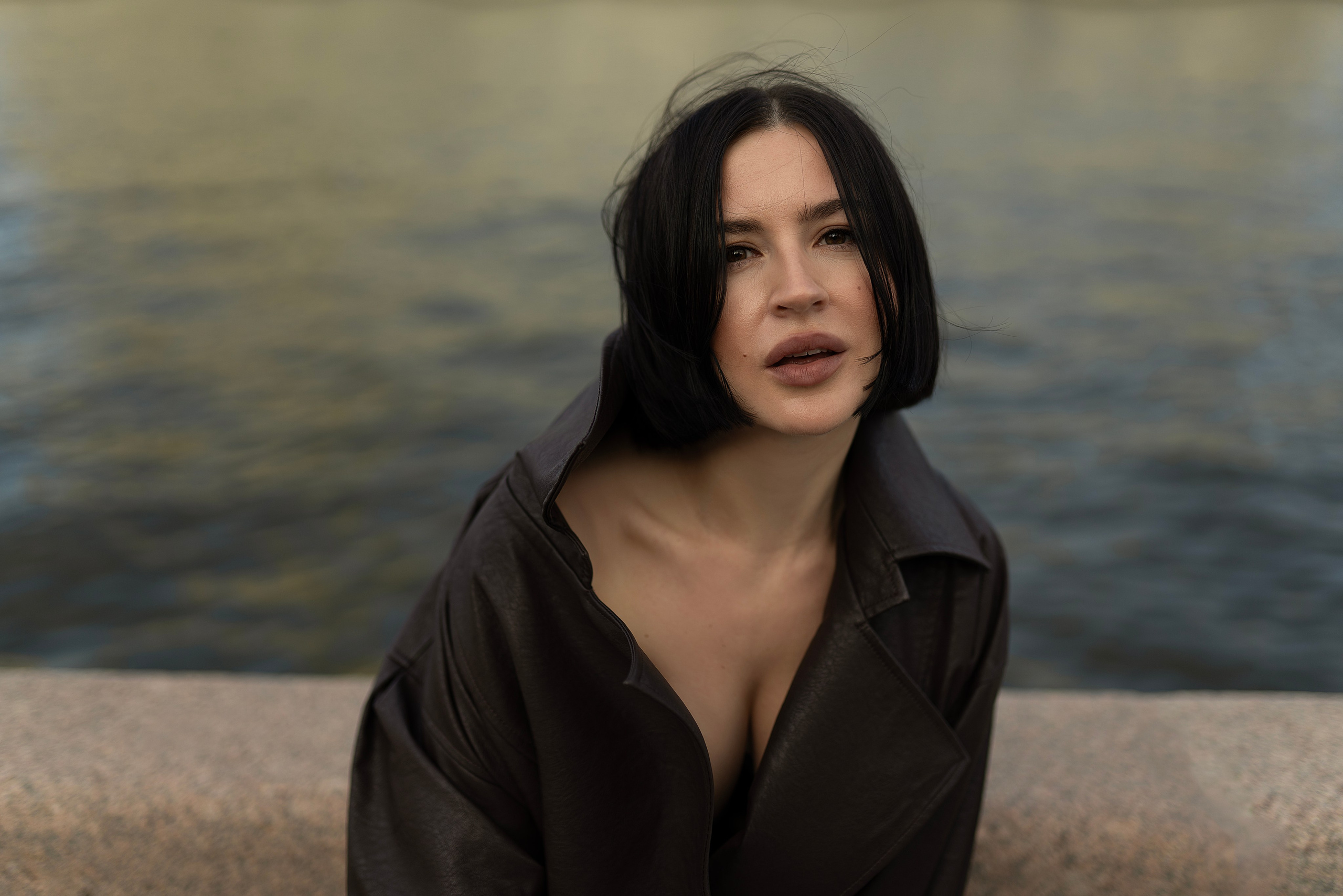 Индивидуальные глянцевые фотосессии под ключ в Москве. Полный цикл: макияж, образ, локация, ретушь. Для девушек 25–40, ценящих стиль, комфорт и эффект «как с обложки журнала».