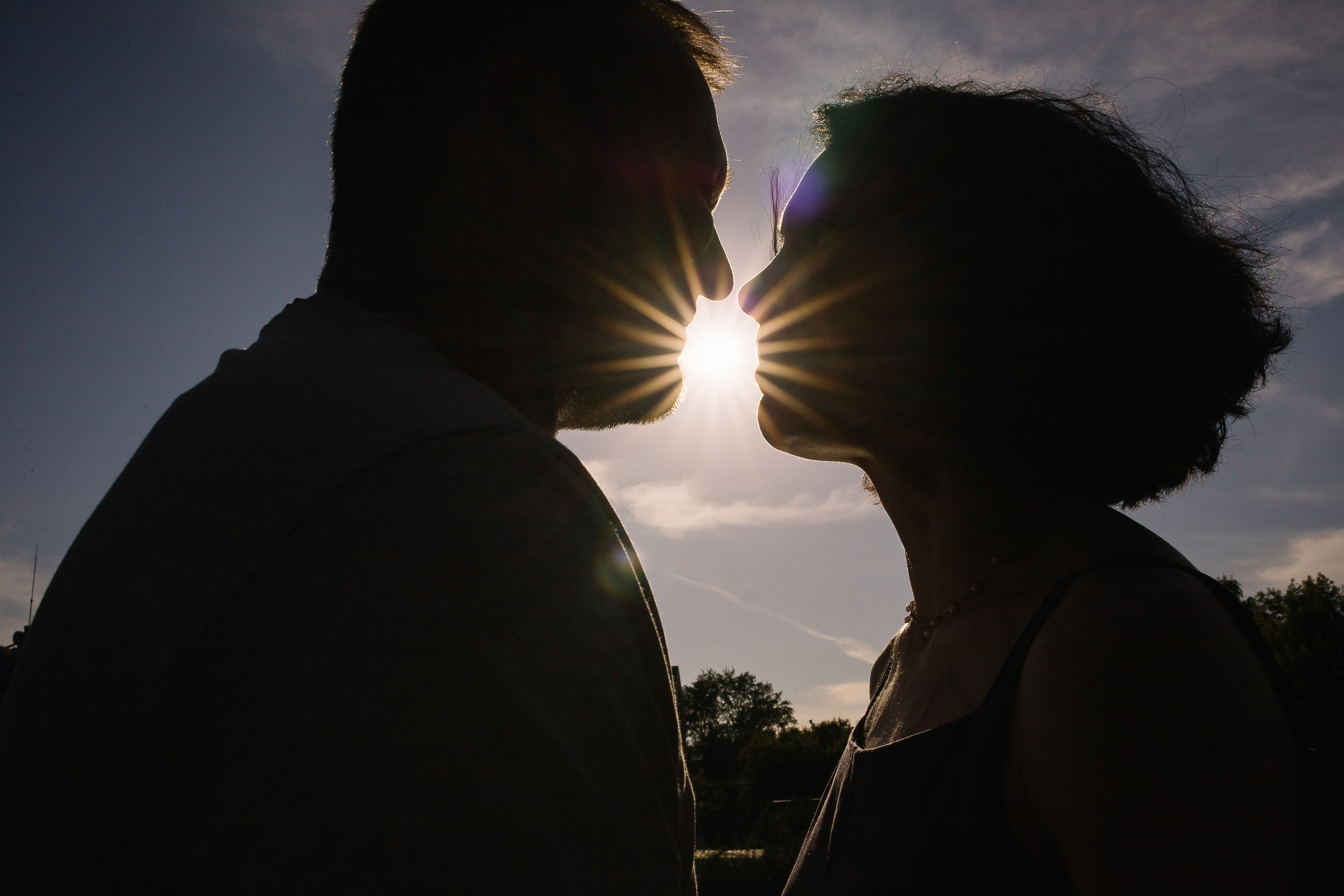 Семейная фотосессия у озера в центре Томска. Семейный фотограф в Томске Максимова Екатерина
