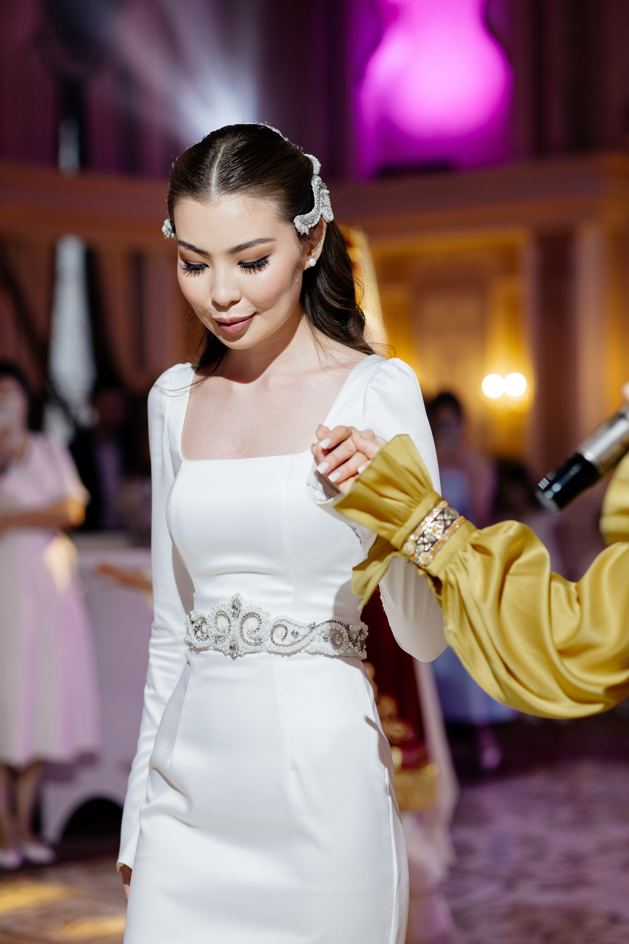 QYZ UZATU. Свадебный и семейный фотограф в Нур-султан Мухтар Шахмет