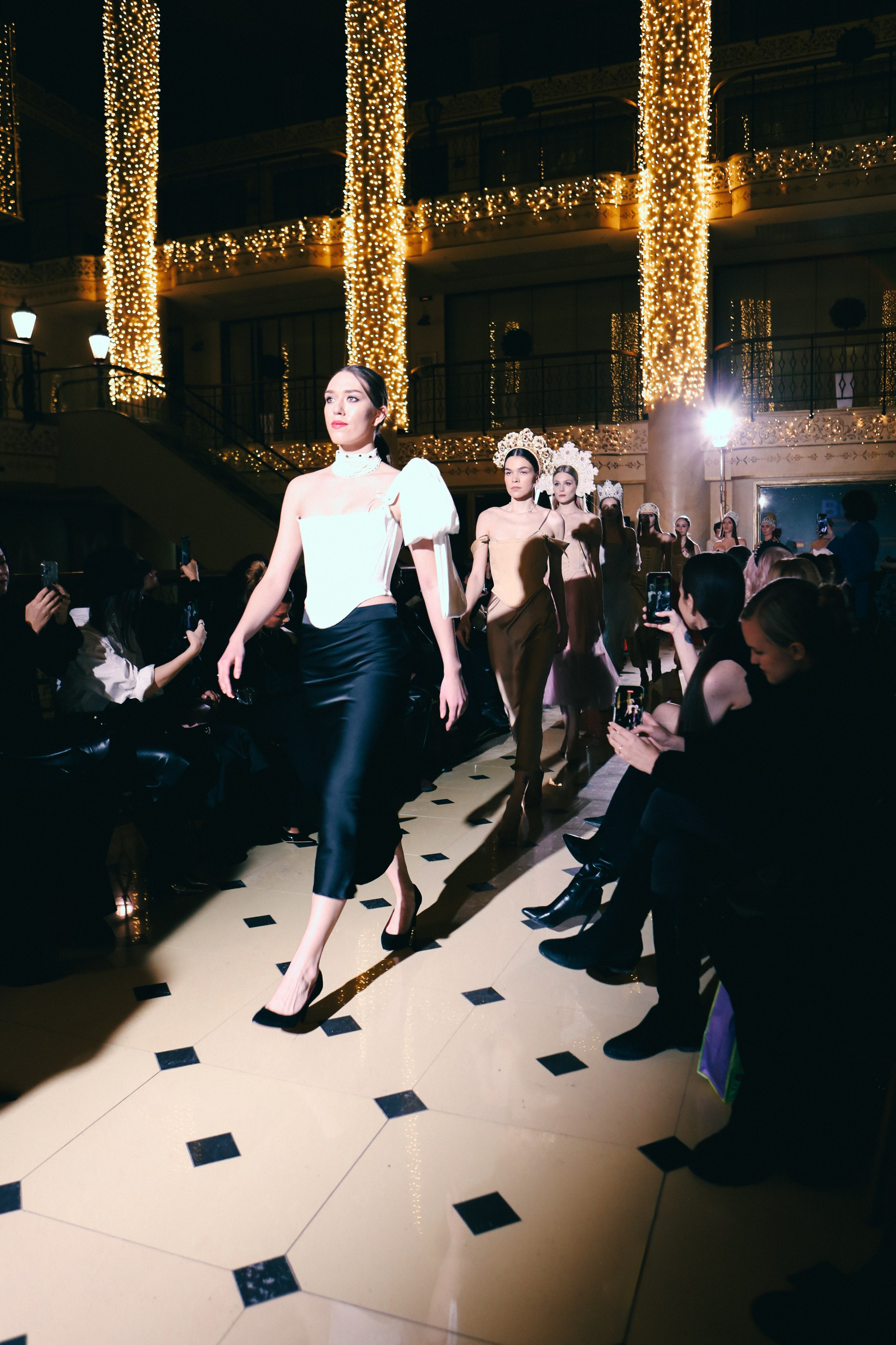 ЦГД. Показ 09.12. Fashion Фотограф в СПб Yana Kochkina