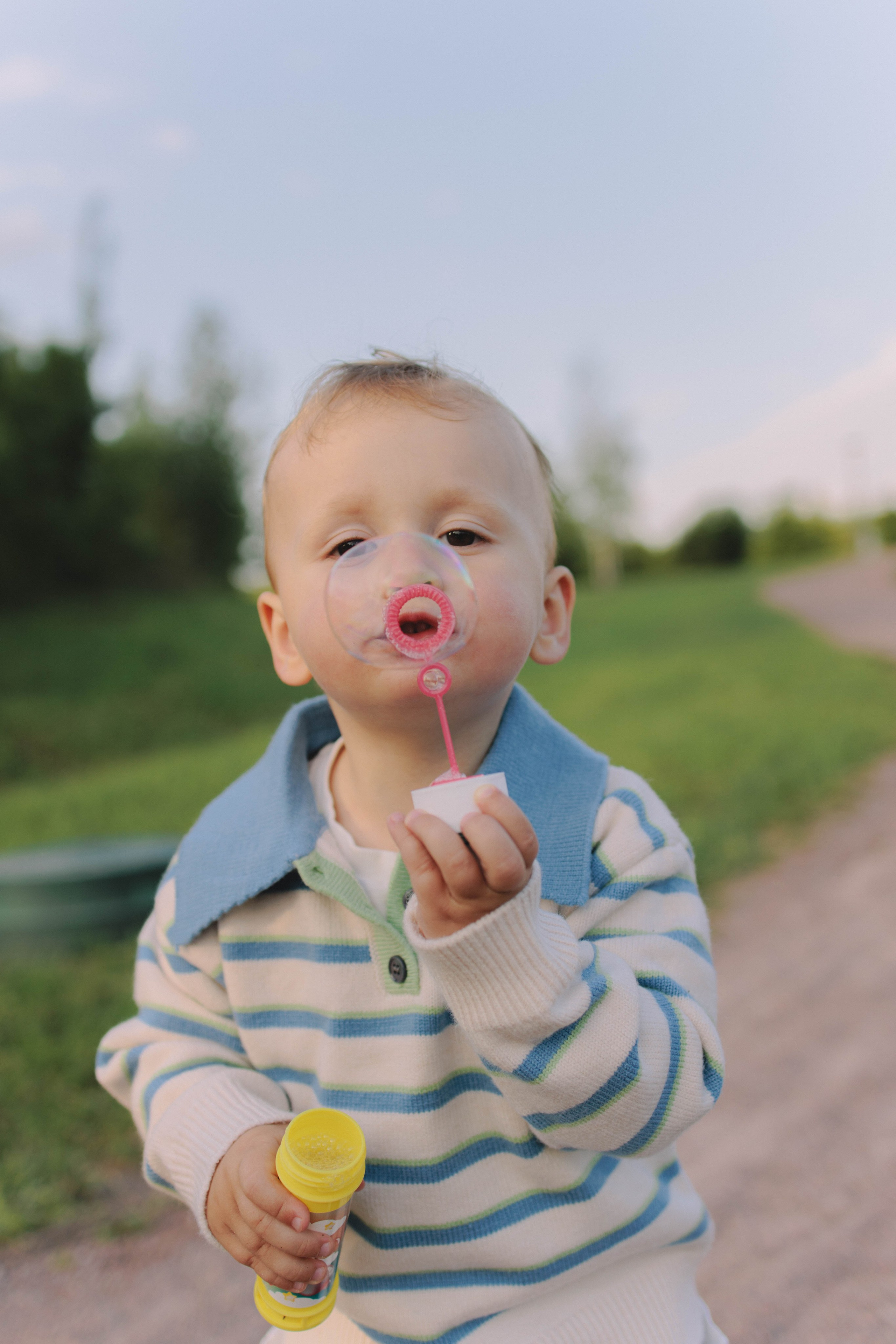 Прогулка по парку. Фотография о важном