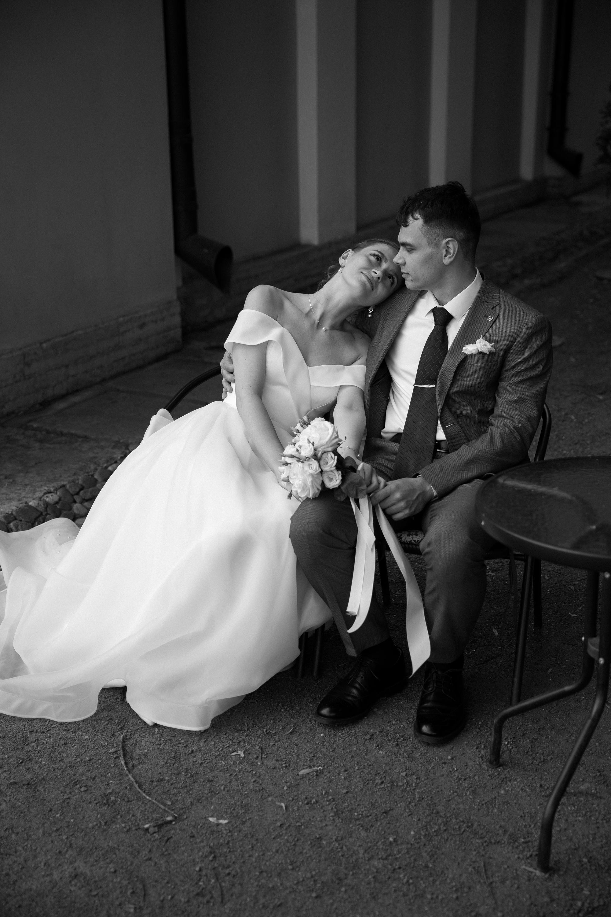 Искренняя любовь. Свадебный фотограф Игорь Брундасов 8PHOTO на свадьбу венчание загс СПб