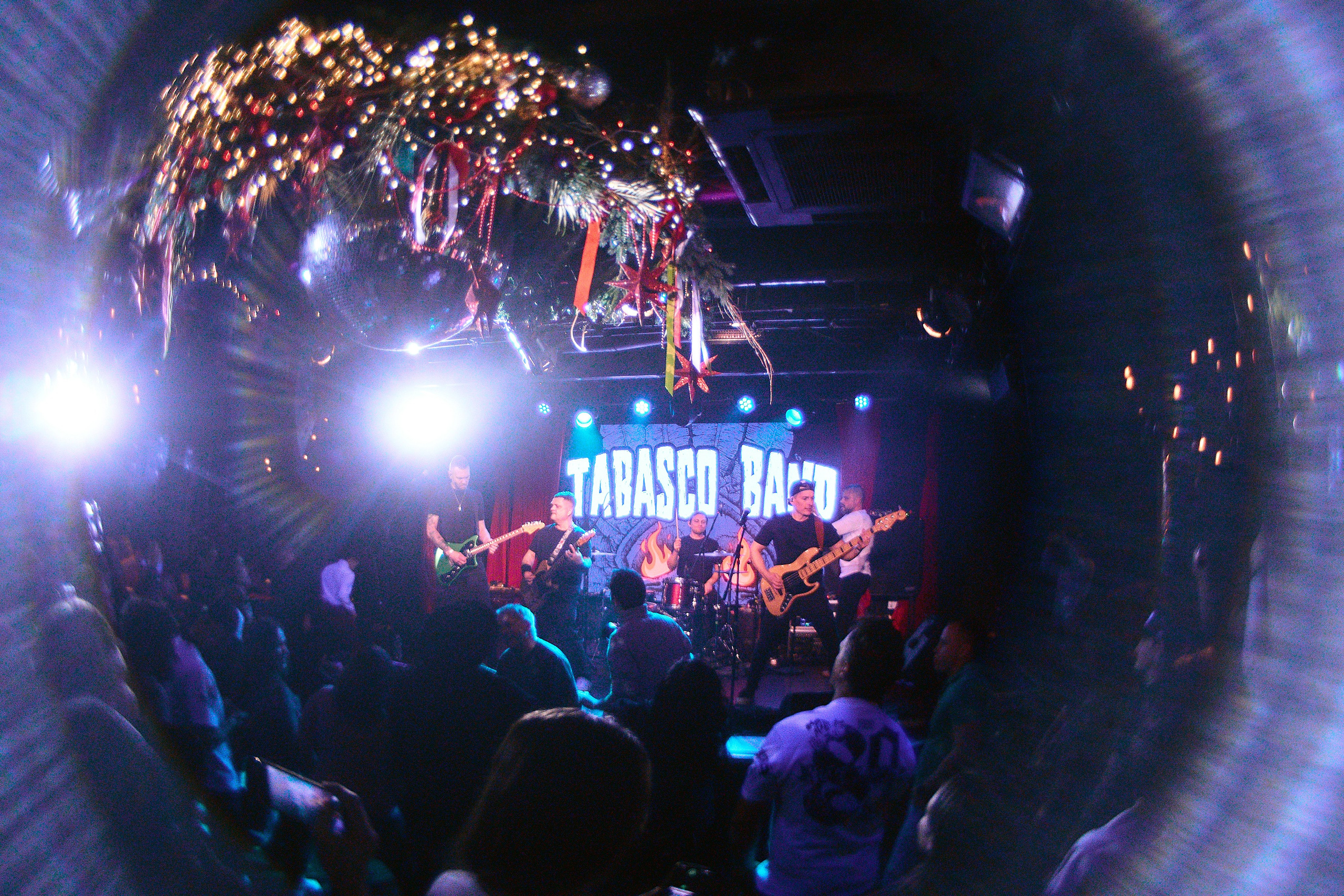 ТАБАСКО БЭНД — 16 ТОНН. Фотография для артистов