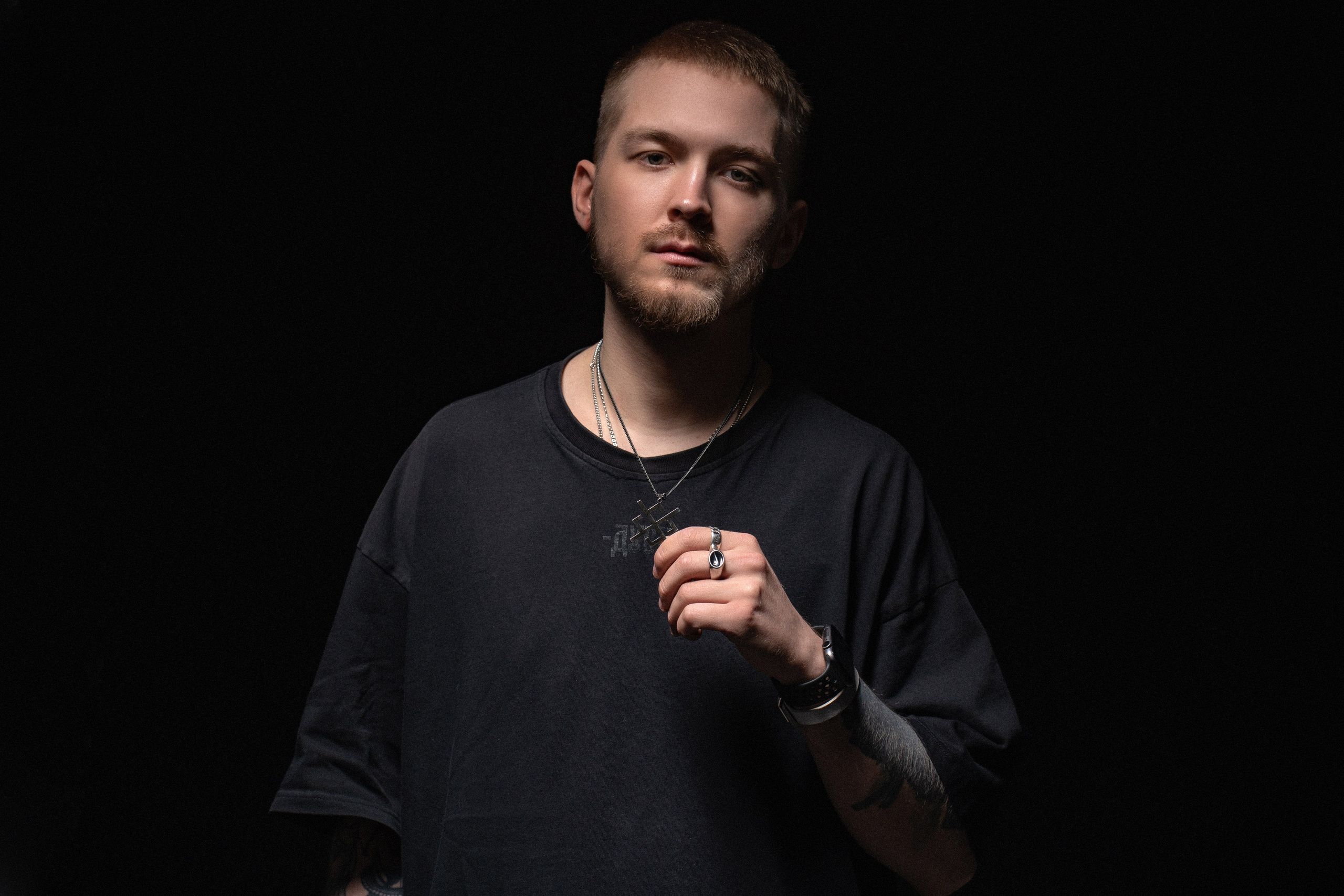 Деловые Портреты женщин и мужчин. Студийный и Рекламный Фотограф в Екатеринбурге Сергей Минин