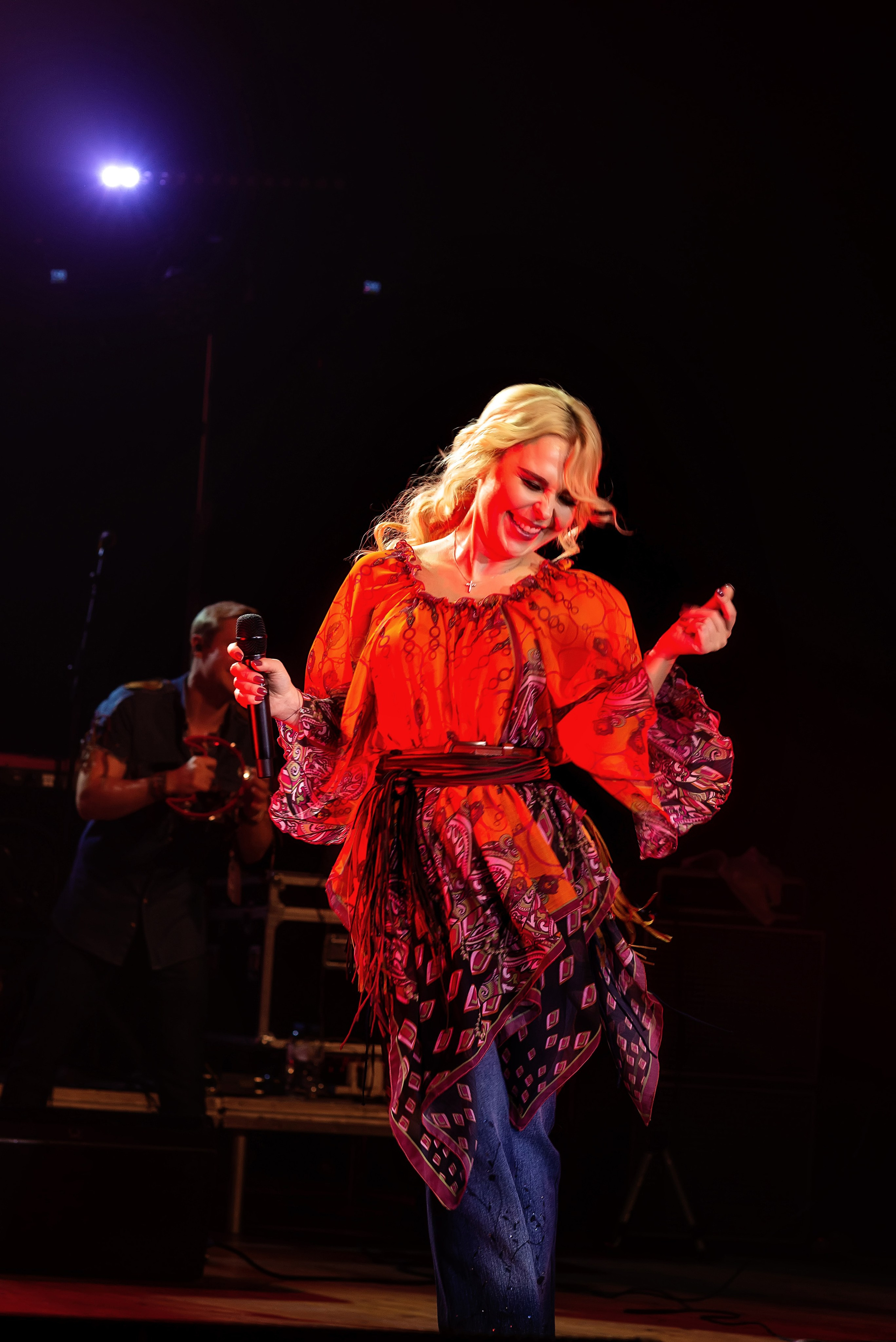 Концерт Пелагеи. Школьный, фэшн фотограф в Тюмени и в России Ирина Королева