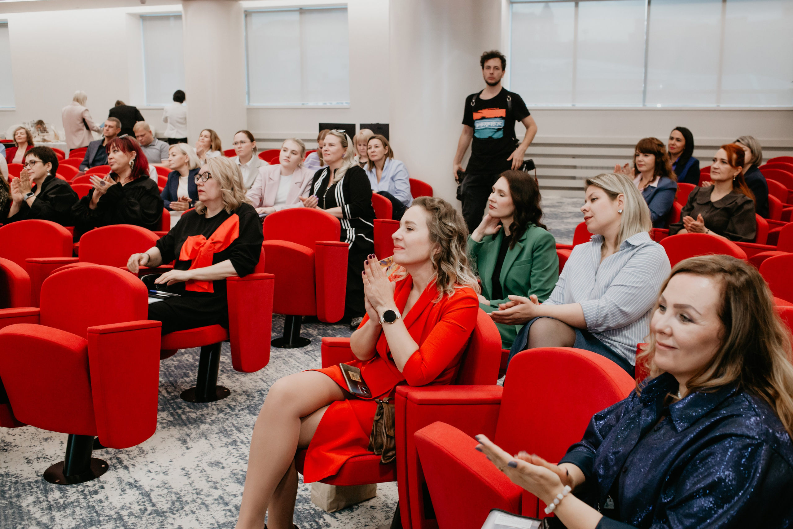 Конференция. Сила объединения. Фотограф в Челябинске Ополихина Анна