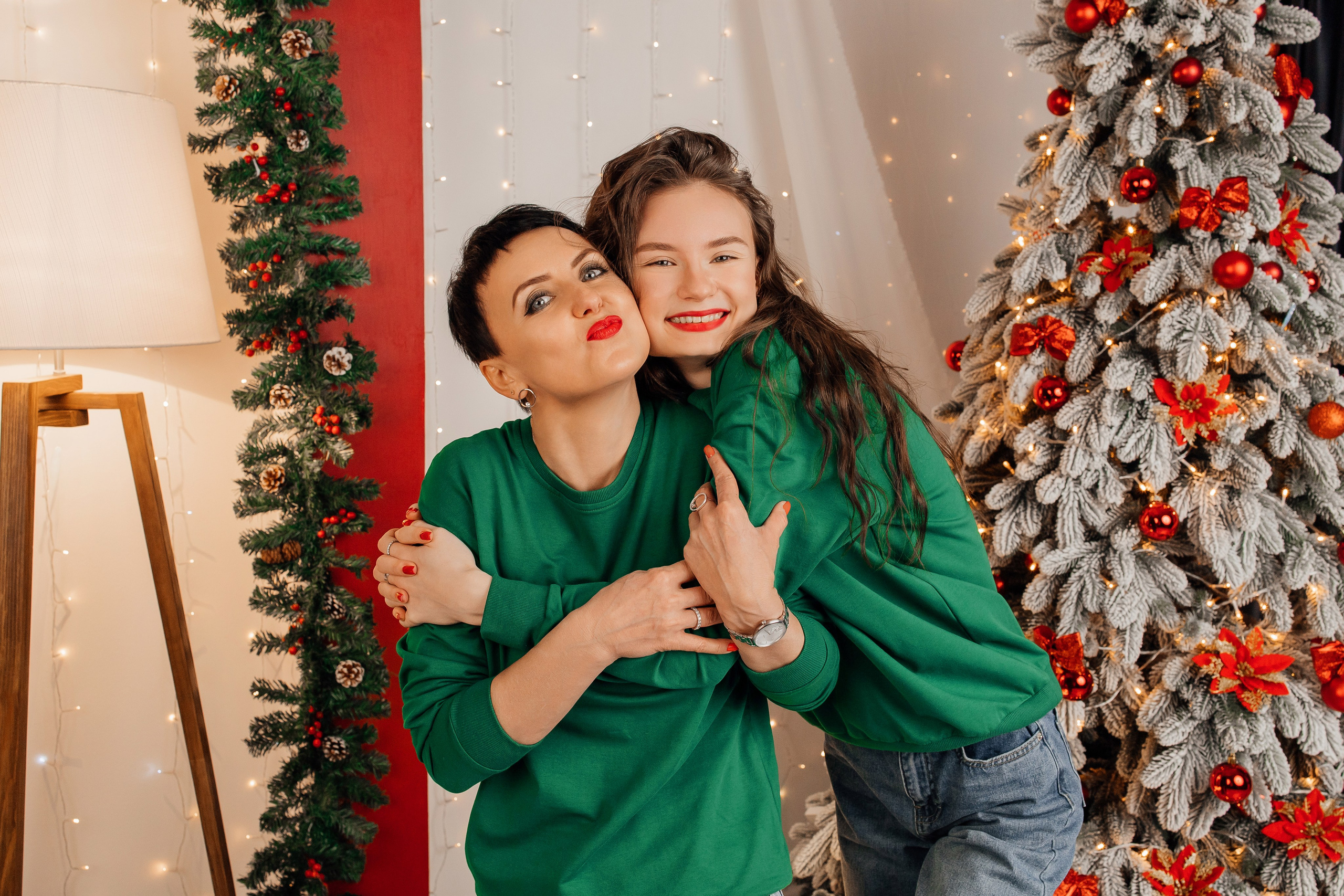 Алена и Люда