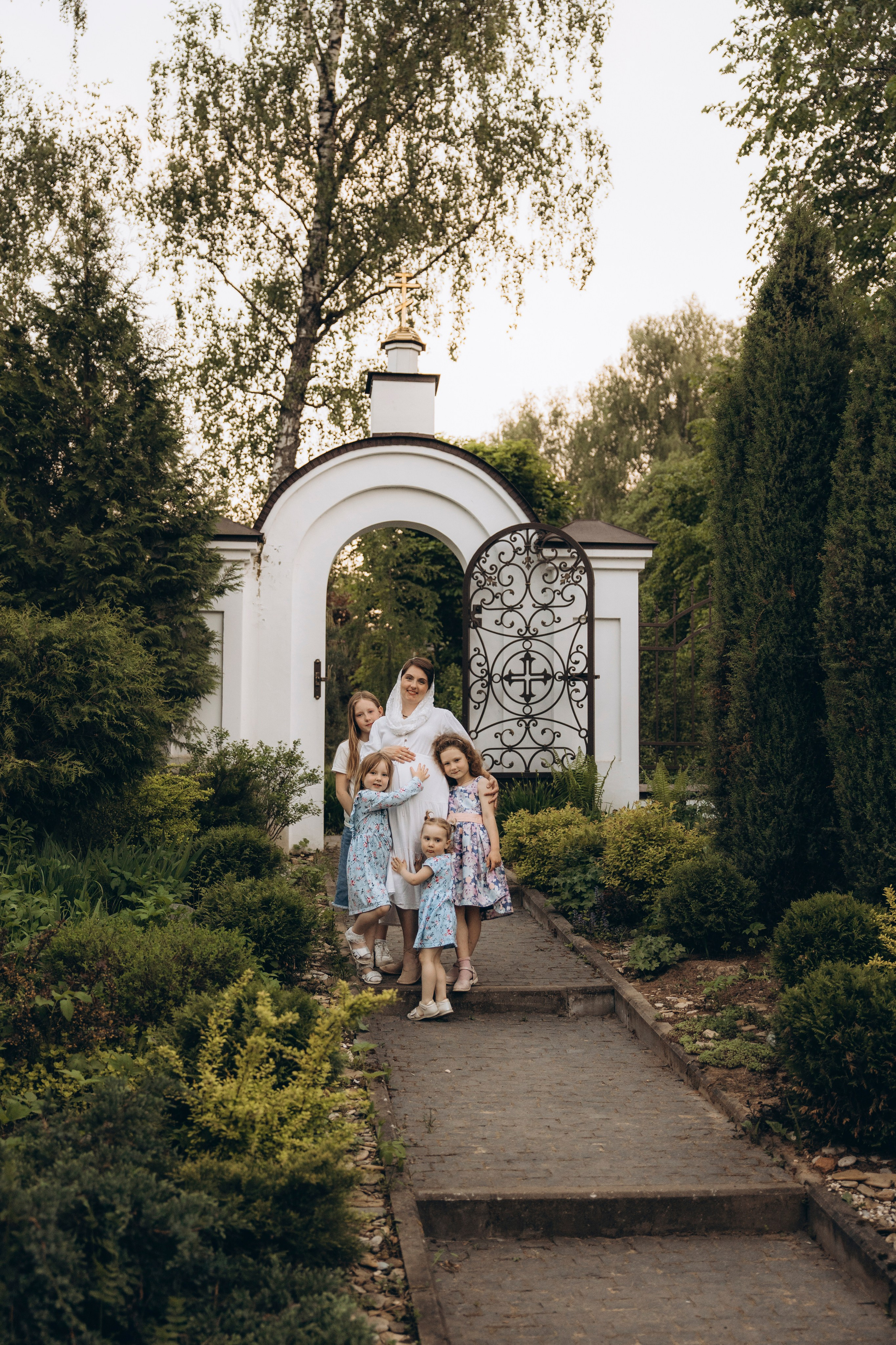 Фотосъемка для выставки (май, 2026 г.), с. Кутепо (Калужская обл.). Надежда Стар семейный и церковный фотограф в Жукове и Калужской области