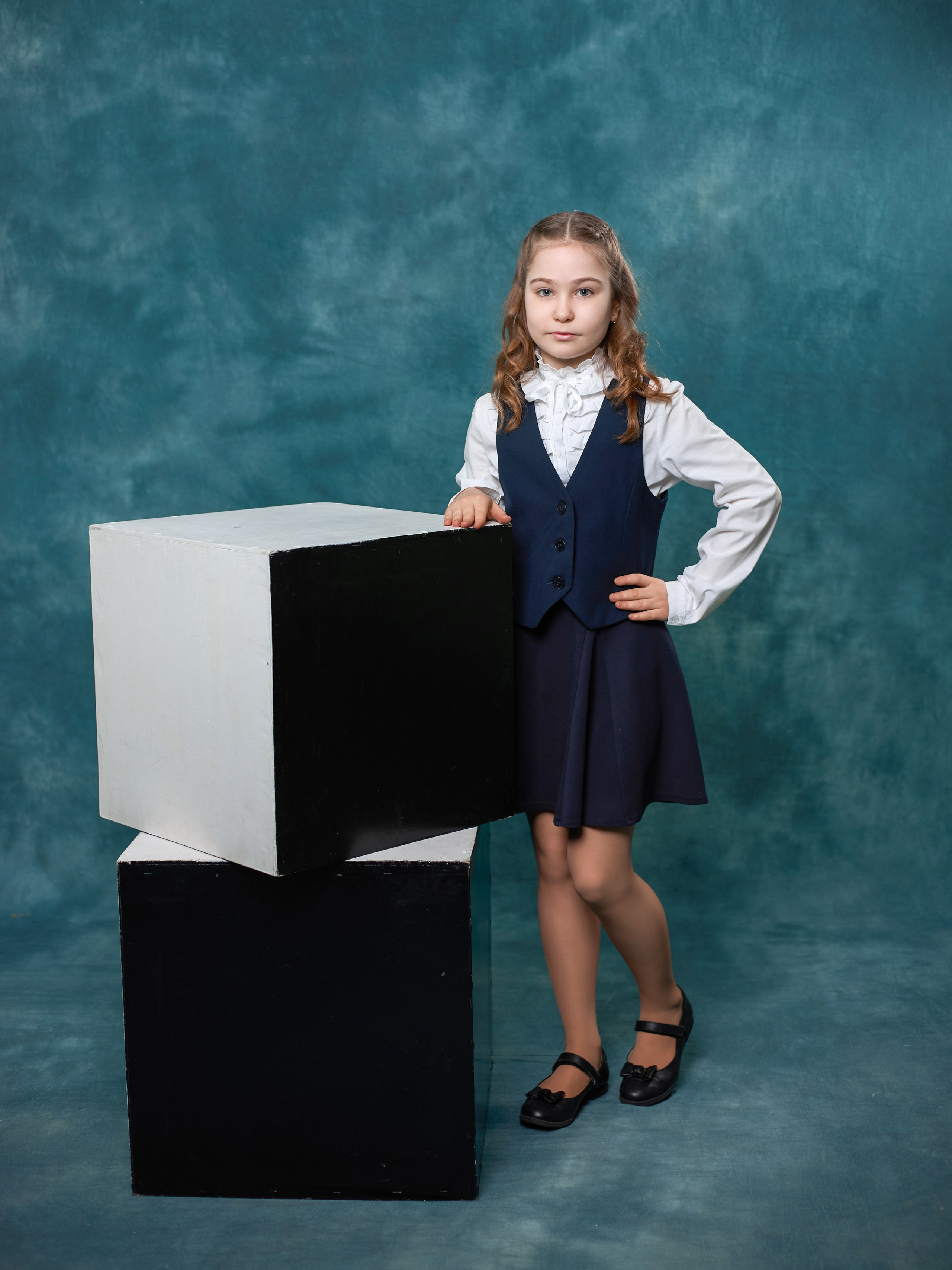 Школьный альбом "Кубы бирюза". Выпускные альбомы в Тюмени для школ, садов, вузов спортивных секций