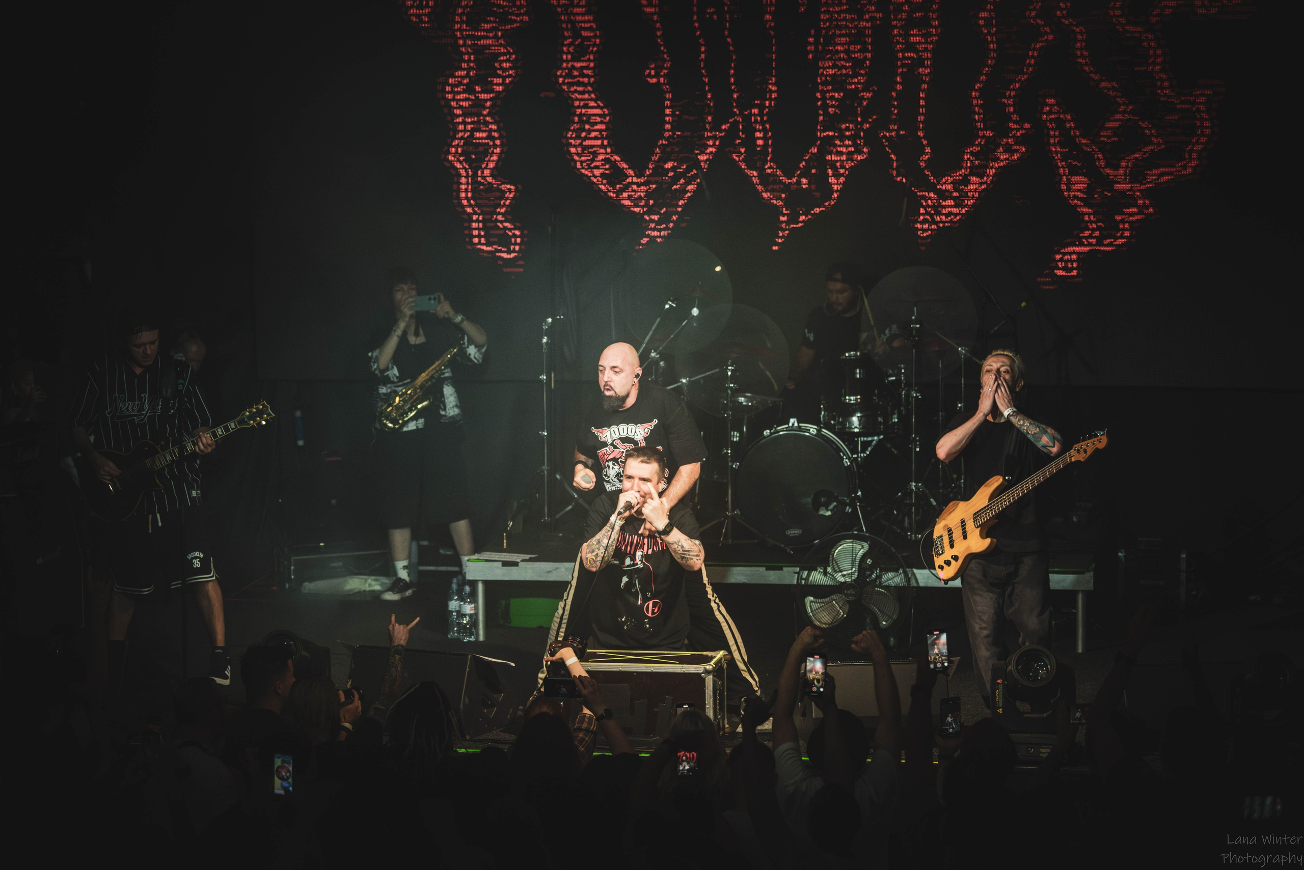 7000$ (29 июня 2025 года, Москва, клуб Урбан). Фотограф Светлана Блинова, Москва и Московская область