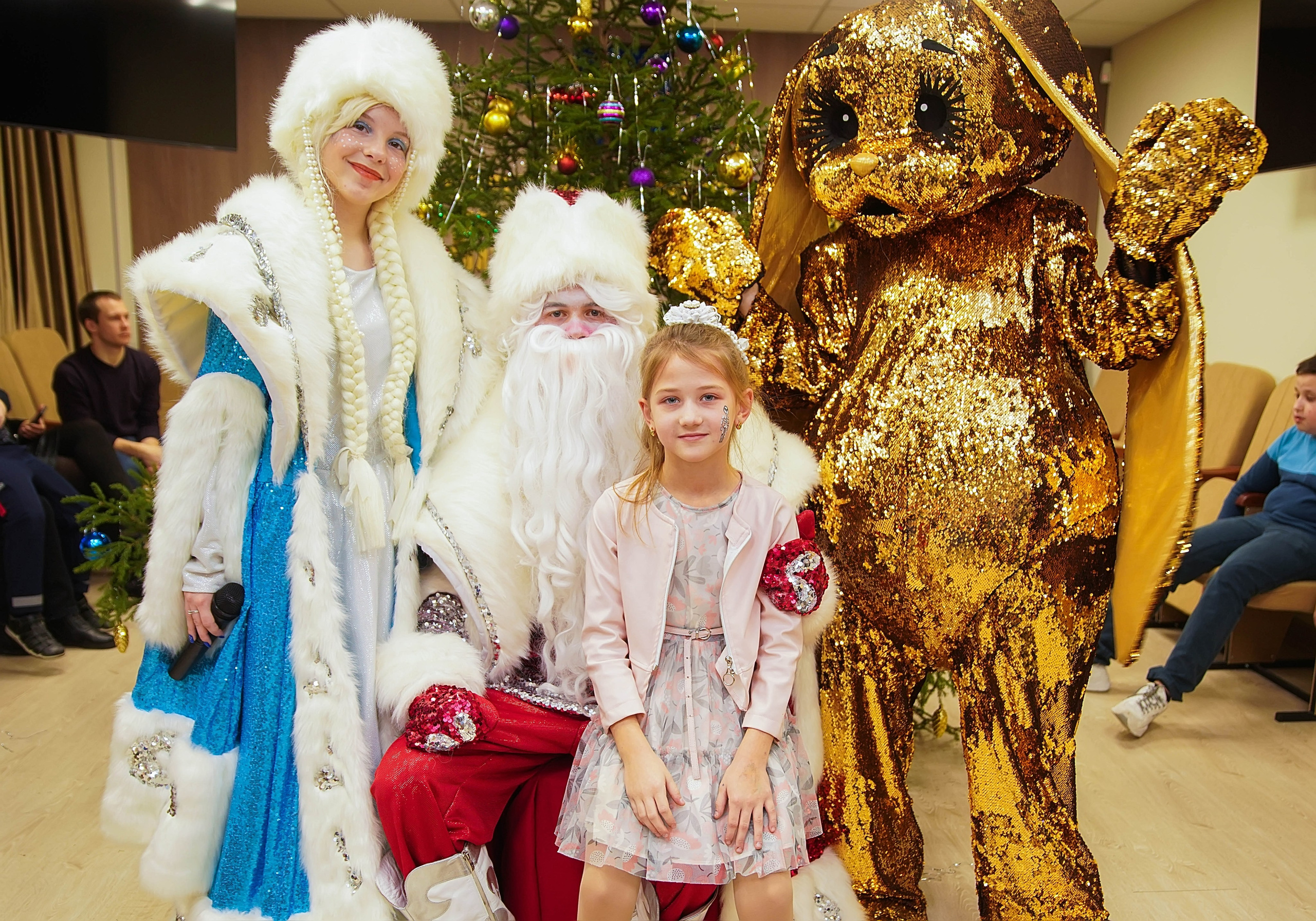 Елка НБД банк. Семейный и детский фотограф в Нижнем Новгороде