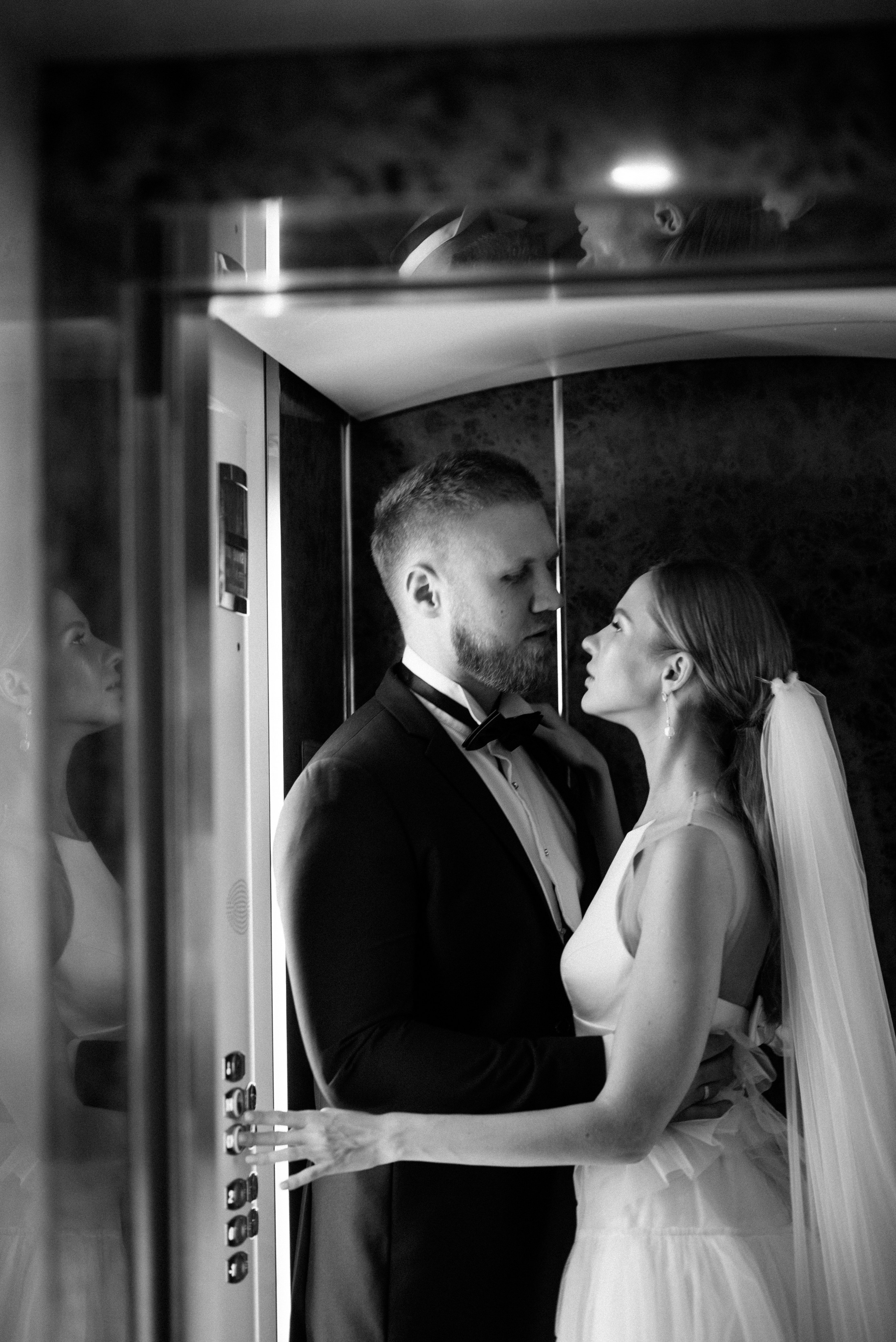 Свадебная фотосессия в отеле RIVIERA SUNRISE RESORT & SPA. Свадебный и семейный фотограф и видеограф, Крым, Москва, Санкт -Петербург