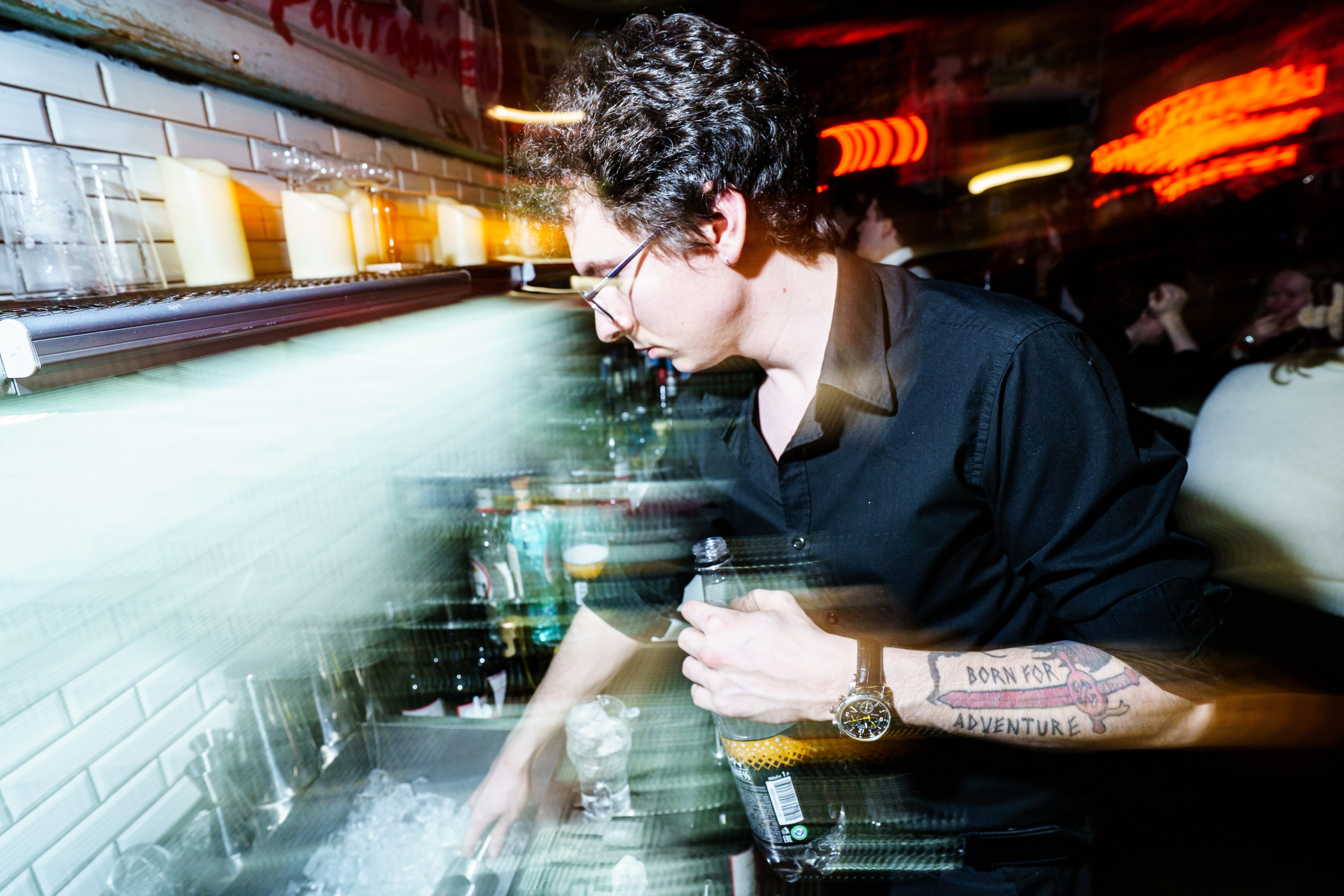 День святого Валентина в Баре разбитых сердец. Концертный и репортажный фотограф в Санкт-Петербурге Слава Пахомов