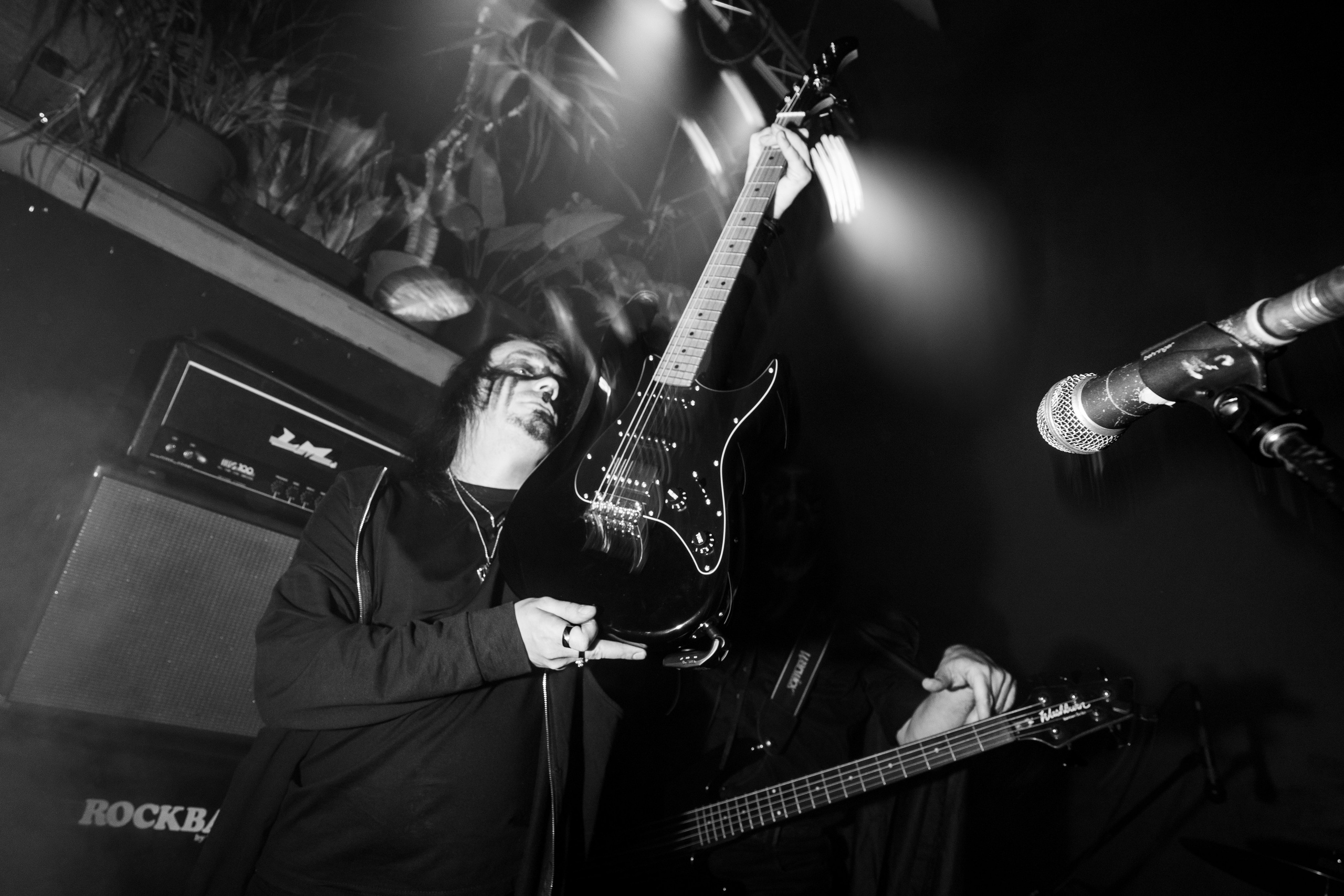 Inside the Rain|Ласточка. Концертный и репортажный фотограф в Санкт-Петербурге Слава Пахомов