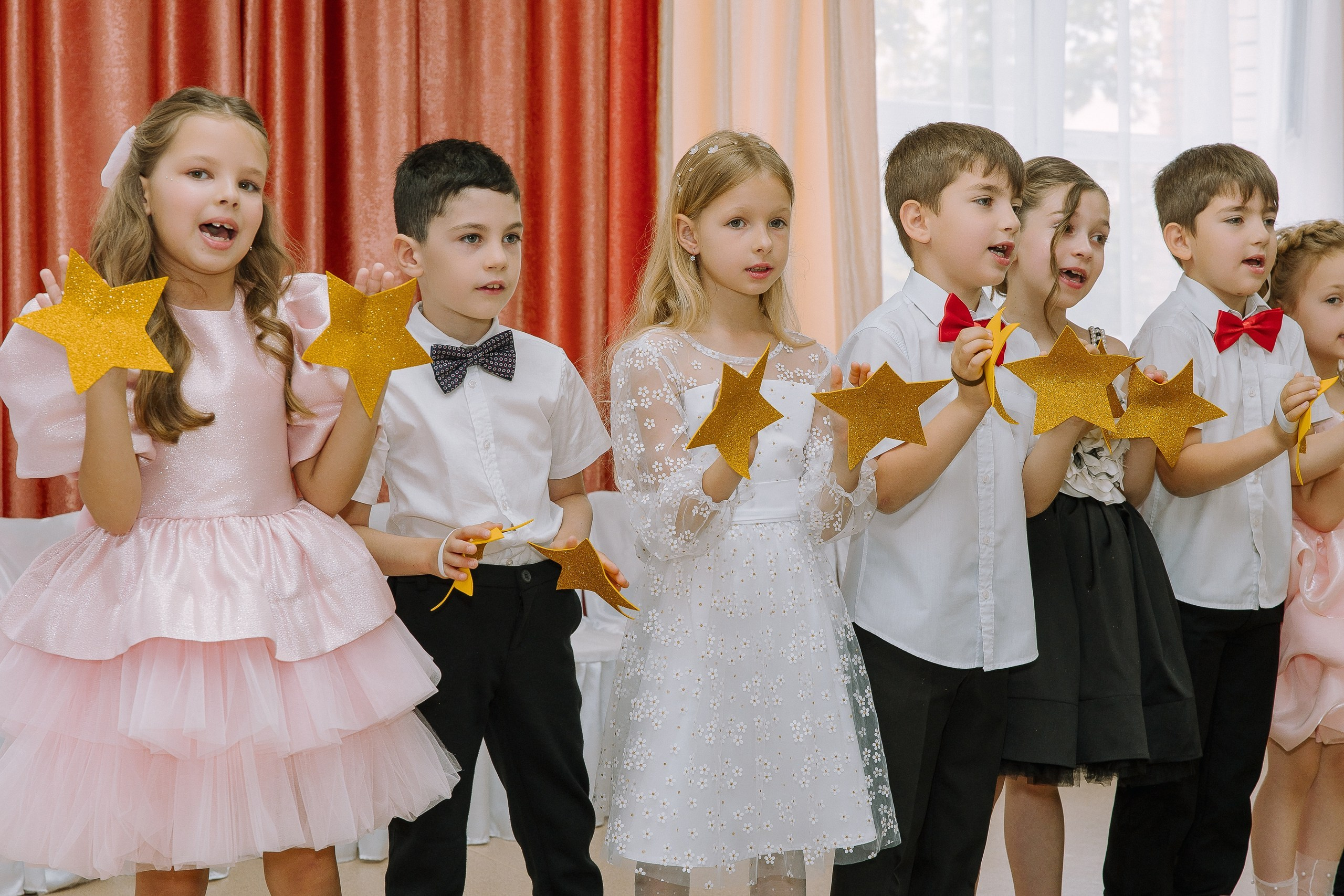 Выпускной в ДС -29. Выпускные альбомы Натальи Бутко: Новороссийск, Анапа, Геленджик