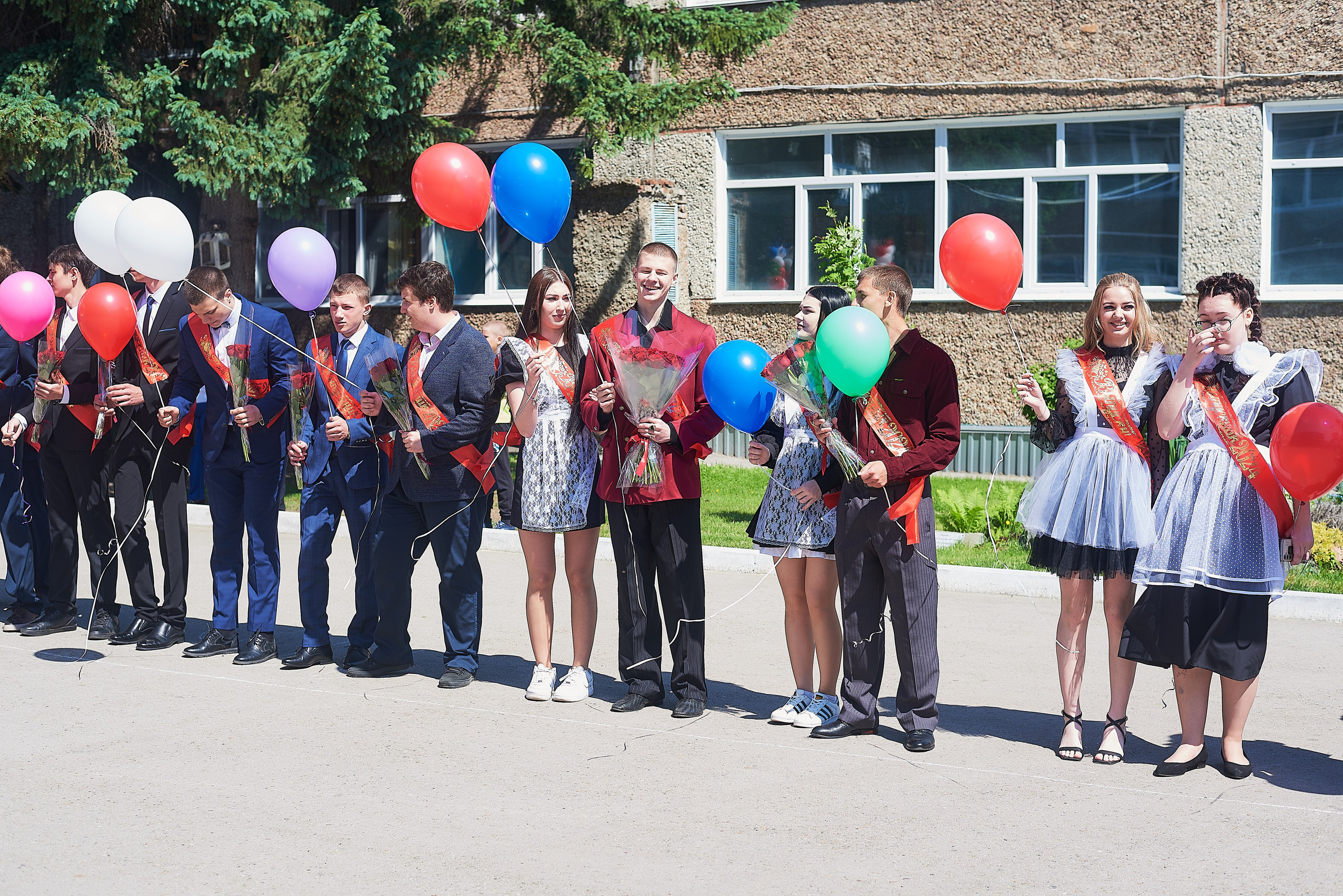 Последний звонок. Фотограф Елена Дука. Контент съемка. Семейная фотография