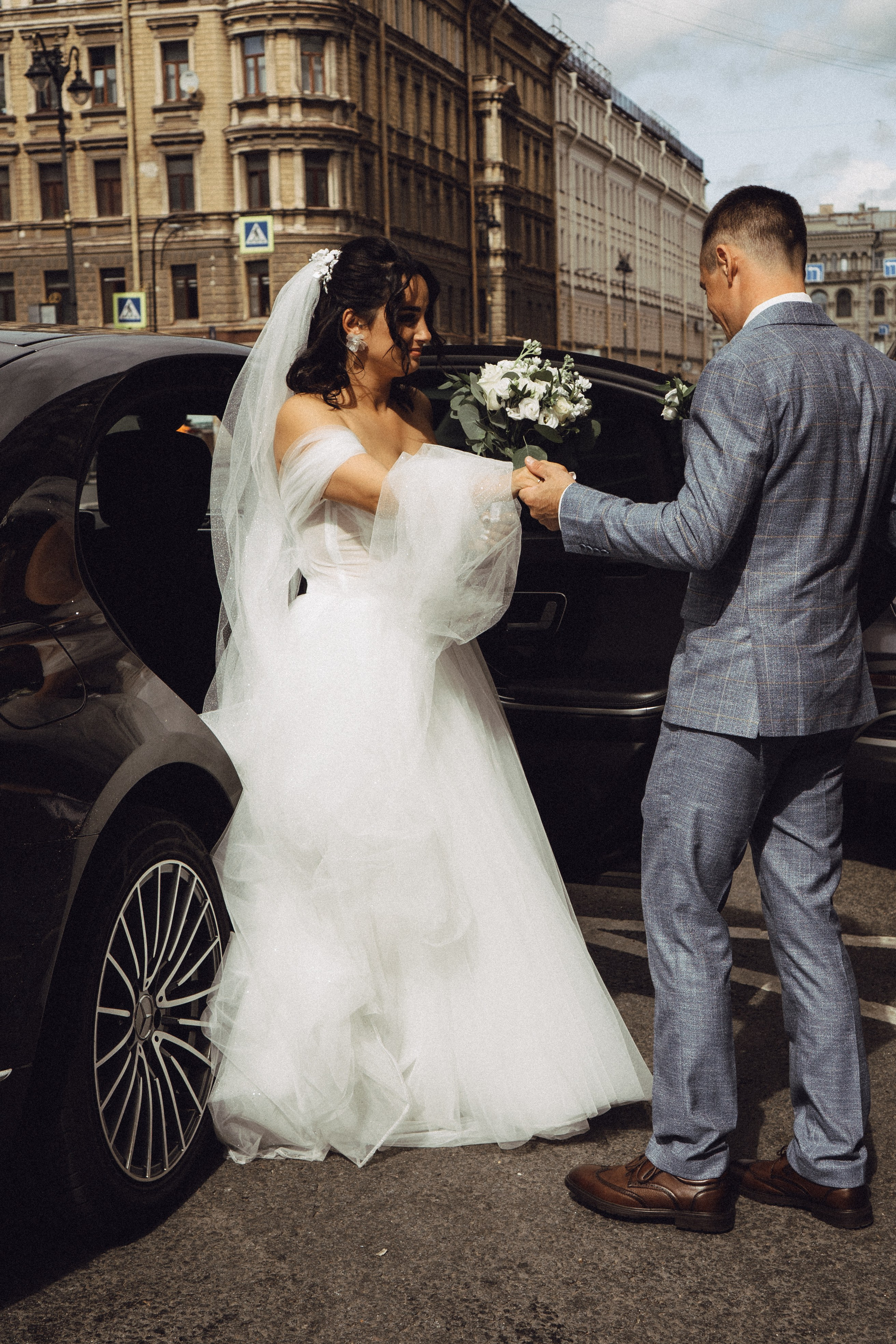 СВАДЕБНАЯ ПРОГУЛКА РЕСТОРАН МЫ ЖЕ НА ТЫ И ФОТОСЕССИИЯ С АВТОМОБИЛЕМ. Профессиональный фотограф, Санкт-Петербург — Виктория Богомолова