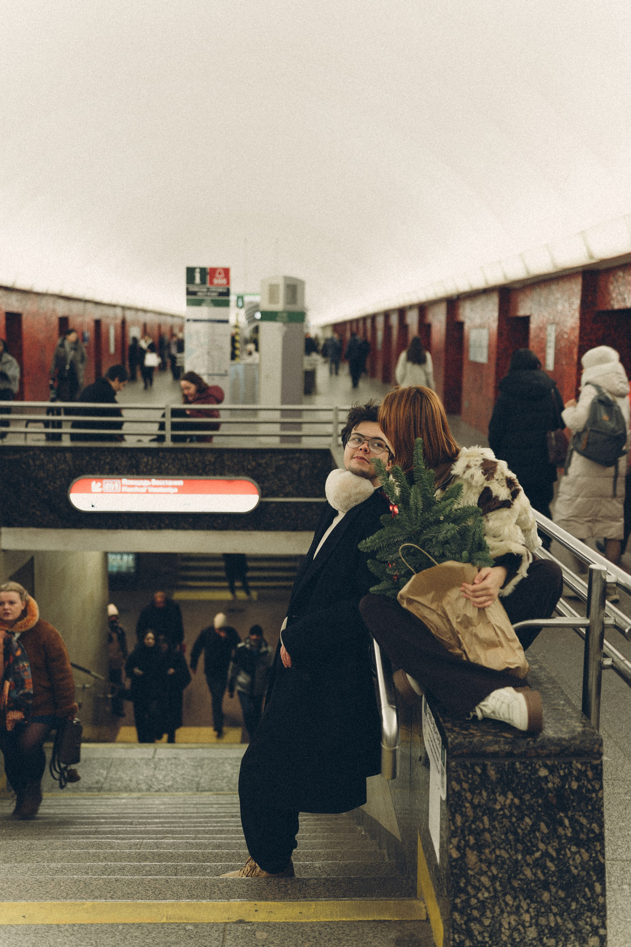 НОВОГОДНЯЯ ФОТОСЕСИИЯ ПАРЫ В МЕТРО ЛЮБОВЬ. Профессиональный фотограф, Санкт-Петербург — Виктория Богомолова