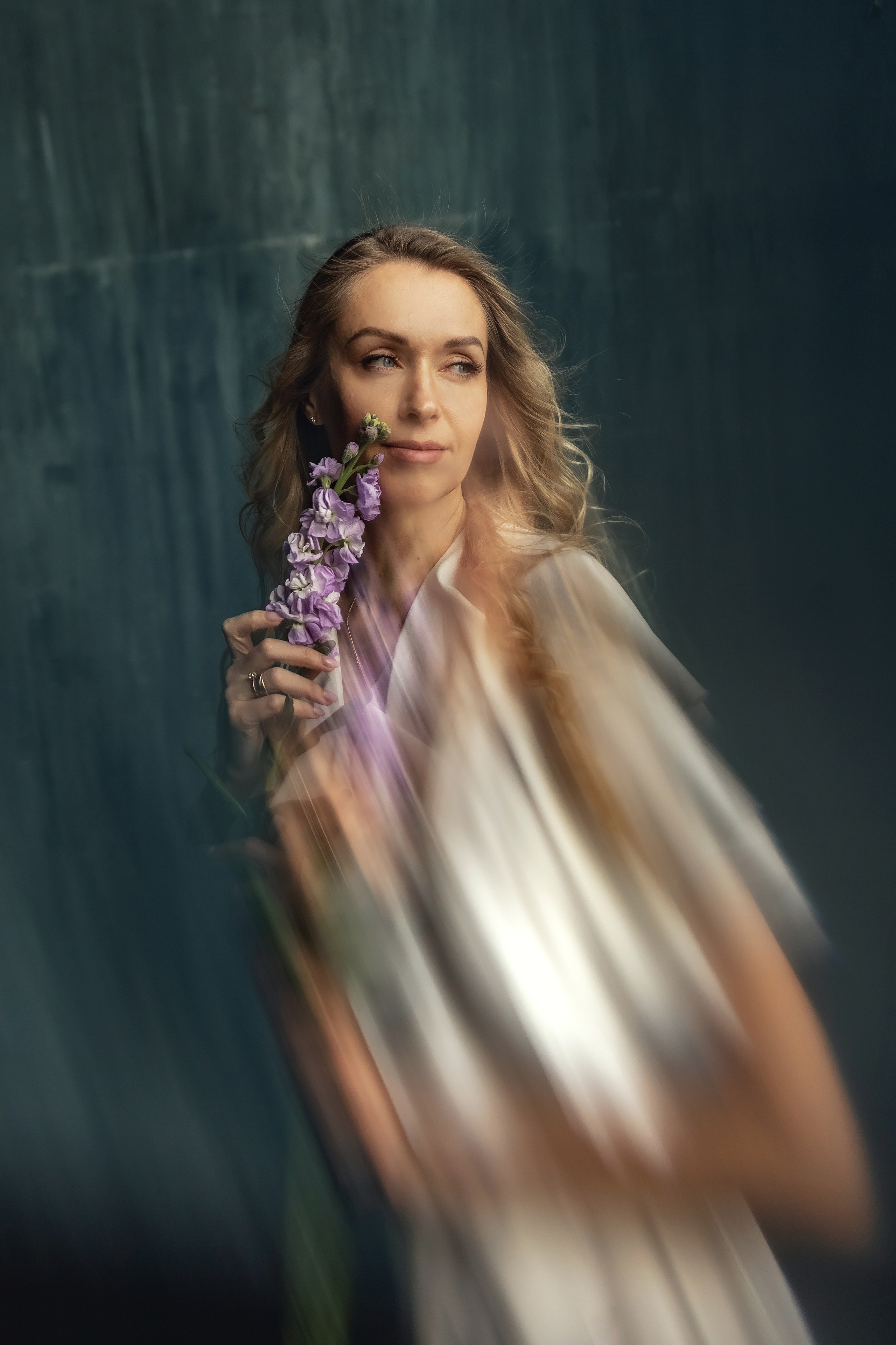 Художественный женский портрет в студии. Семейный и детский фотограф в Москве Анна Чертополох