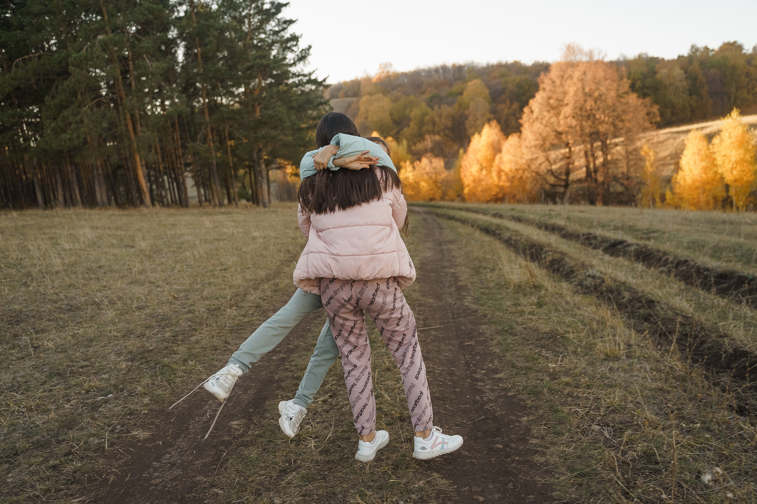 Лилия с дочками. Свадебный семейный фотограф Ксения Божко Уфа Раевка никах в Нарыстау