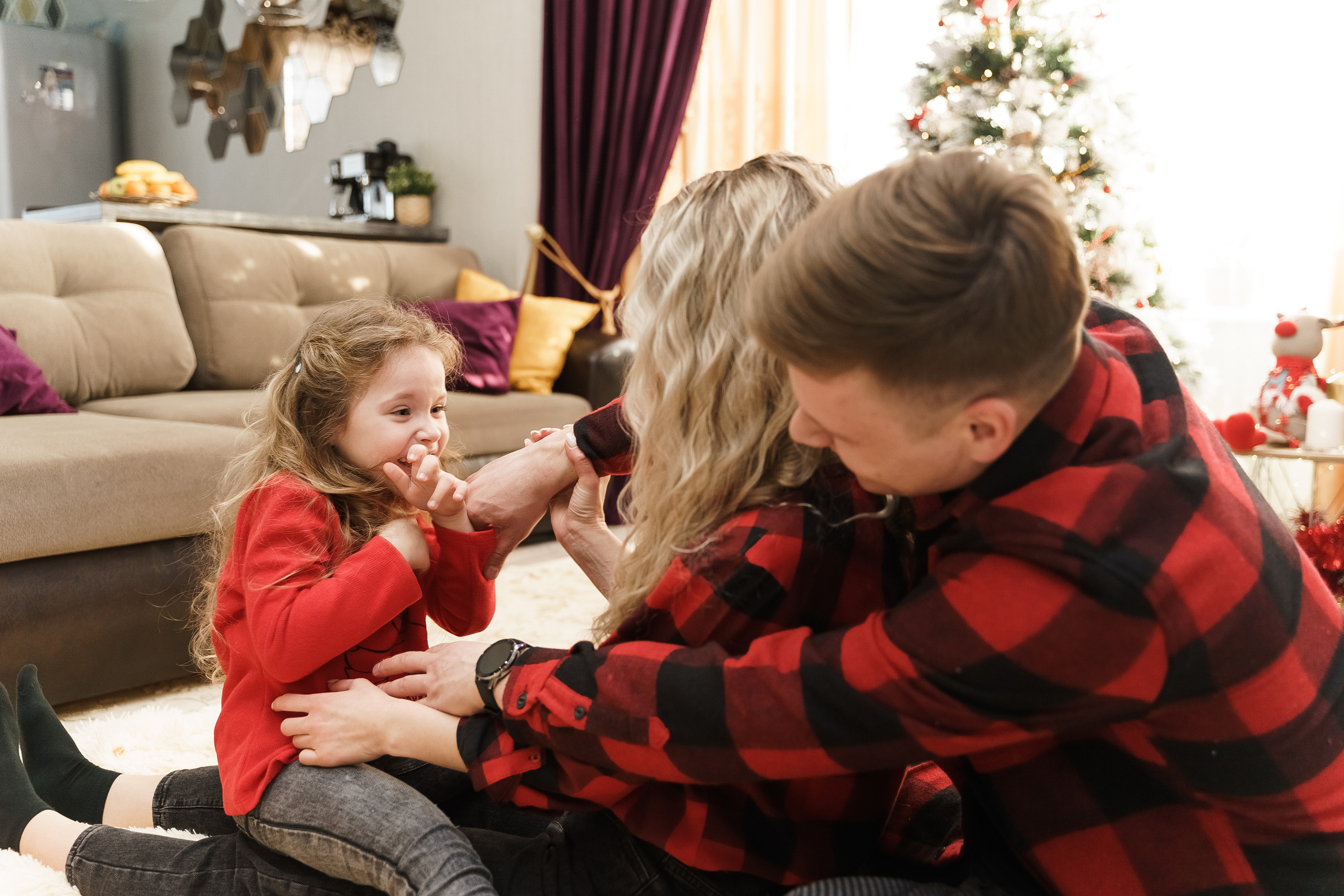Алина, Алик и Малика — Новый год дома. Свадебный семейный фотограф Ксения Божко Уфа Раевка никах в Нарыстау